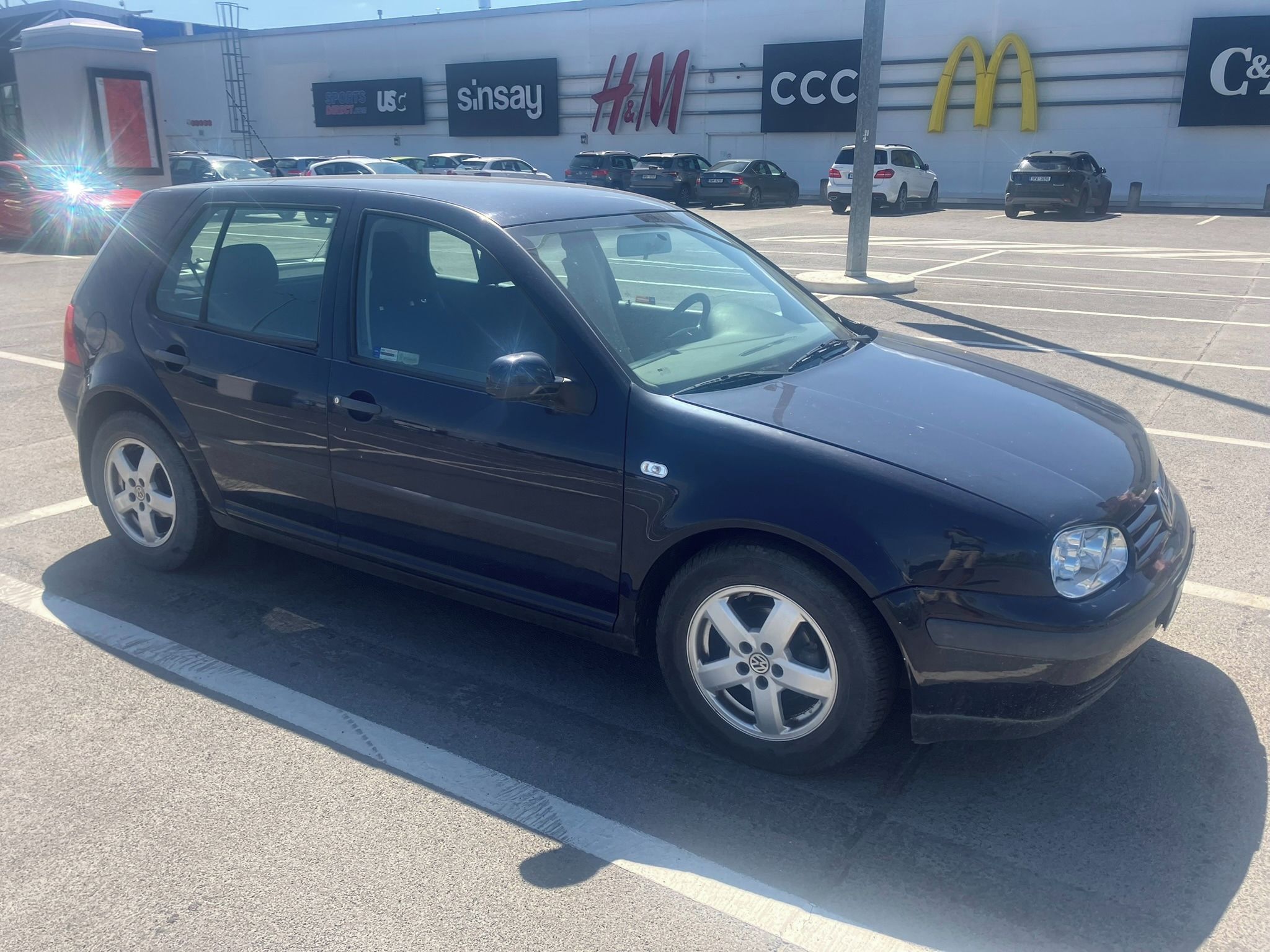 Volkswagen Golf, 1.6 74KW AUTOMAT Nová STK - fotka 2