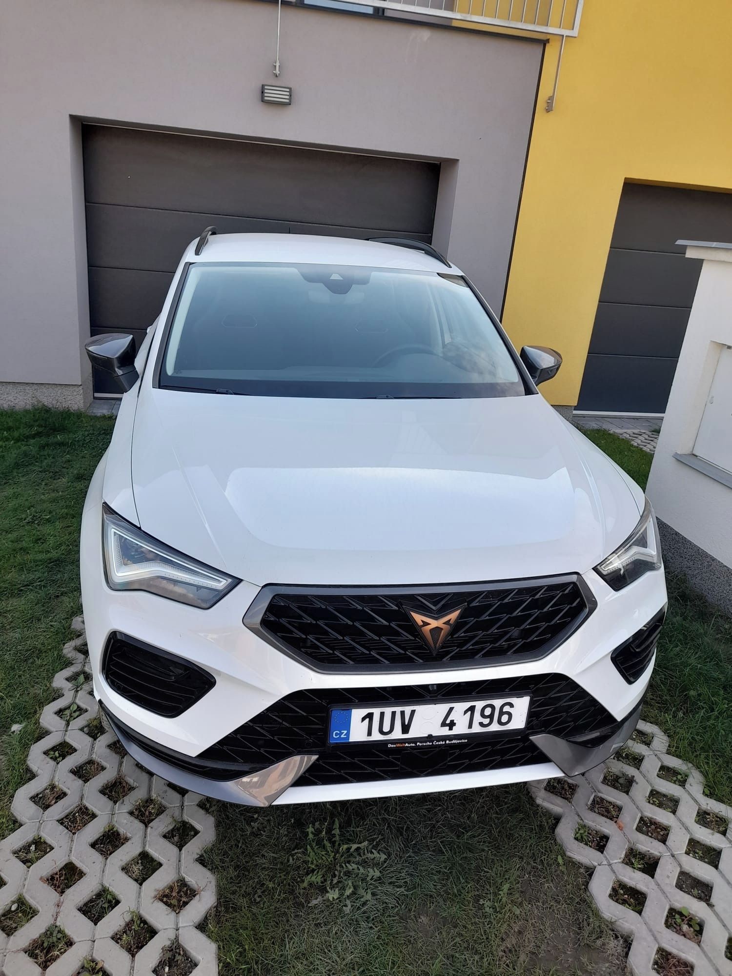 Cupra Ateca, 2.0TSI 4X4 Benzín