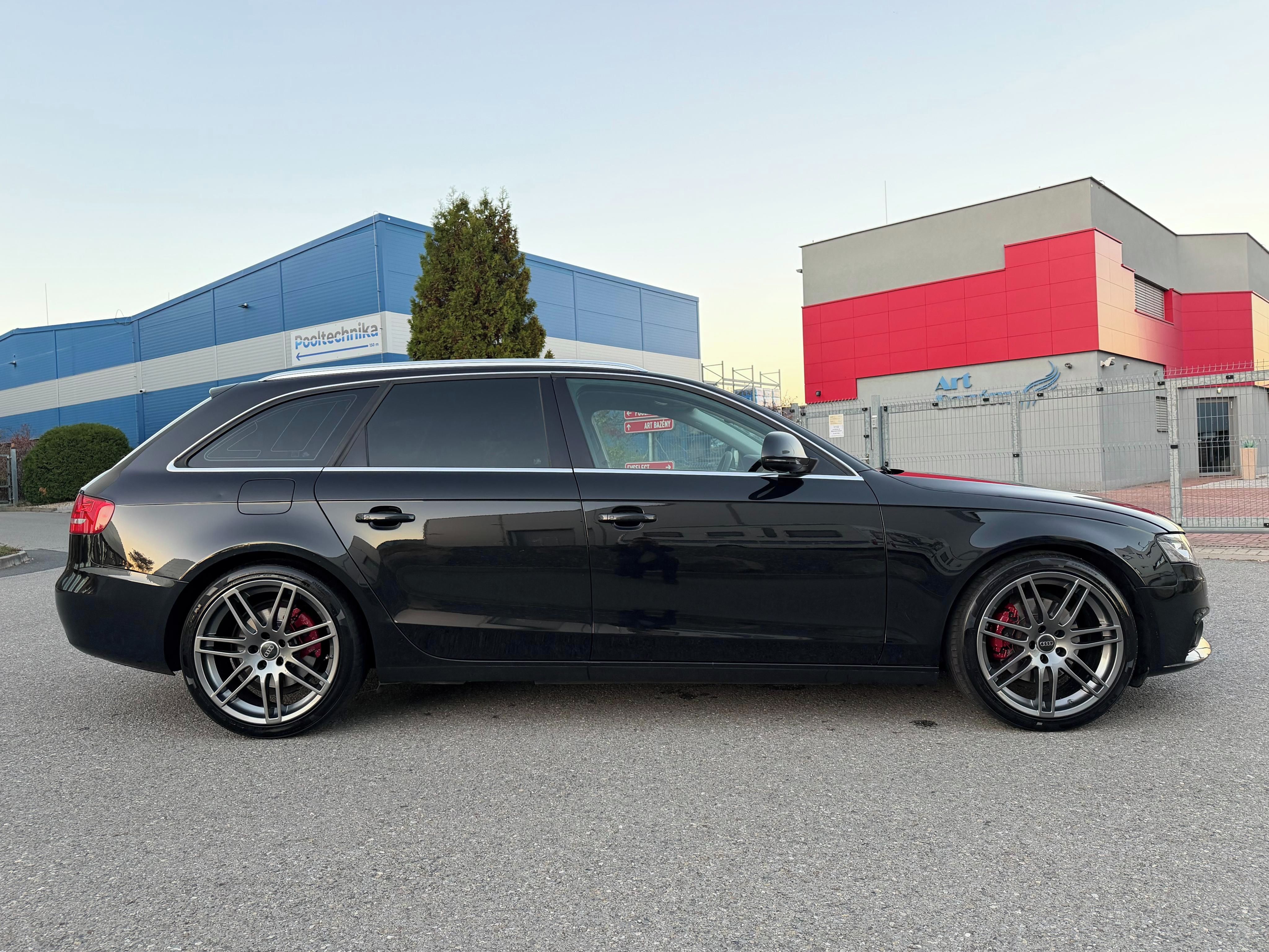 Audi A4, 2.0TDI,Navi,Bi-xenon,KůŽE,ALU - fotka 4