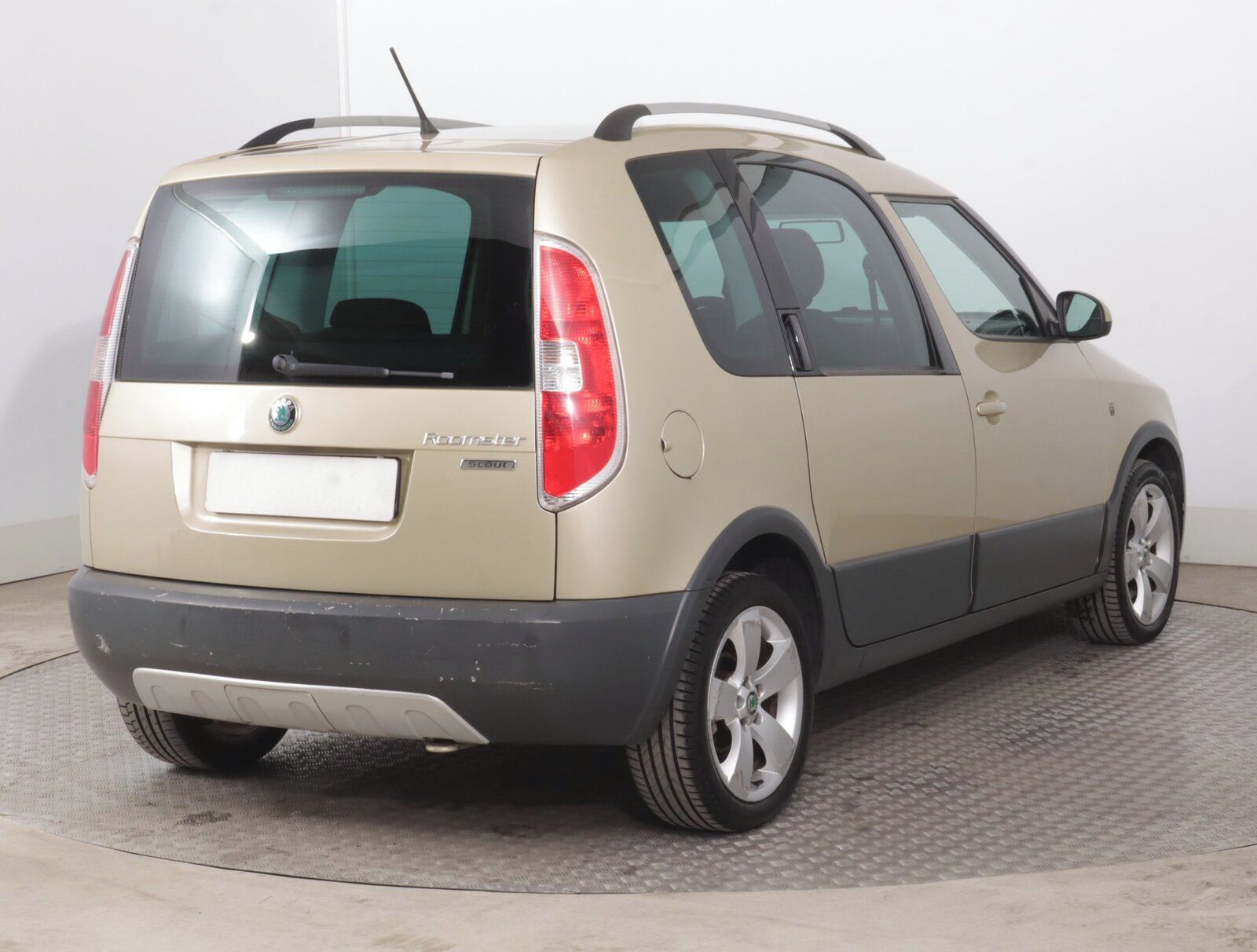 Škoda Roomster, 1.2 TSI, Automat, Tempomat - fotka 5