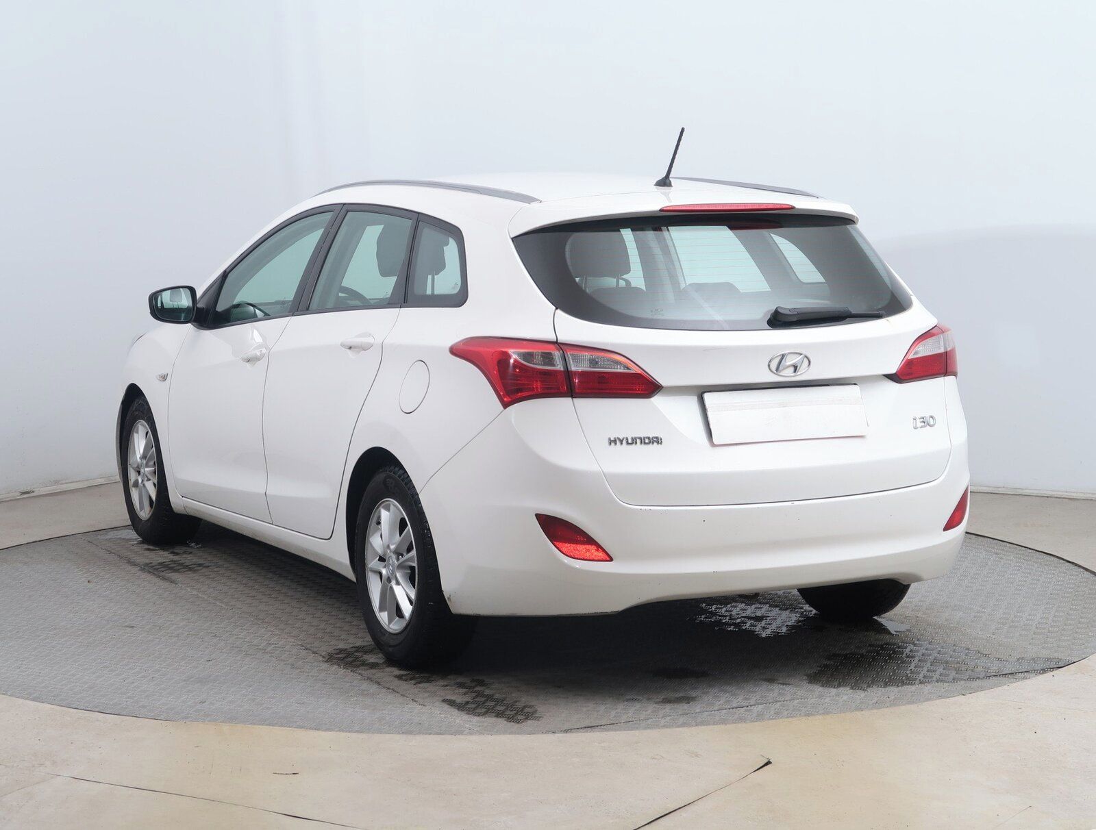 Hyundai i30, 1.6 CRDi, Klima, CZ doklady - fotka 4