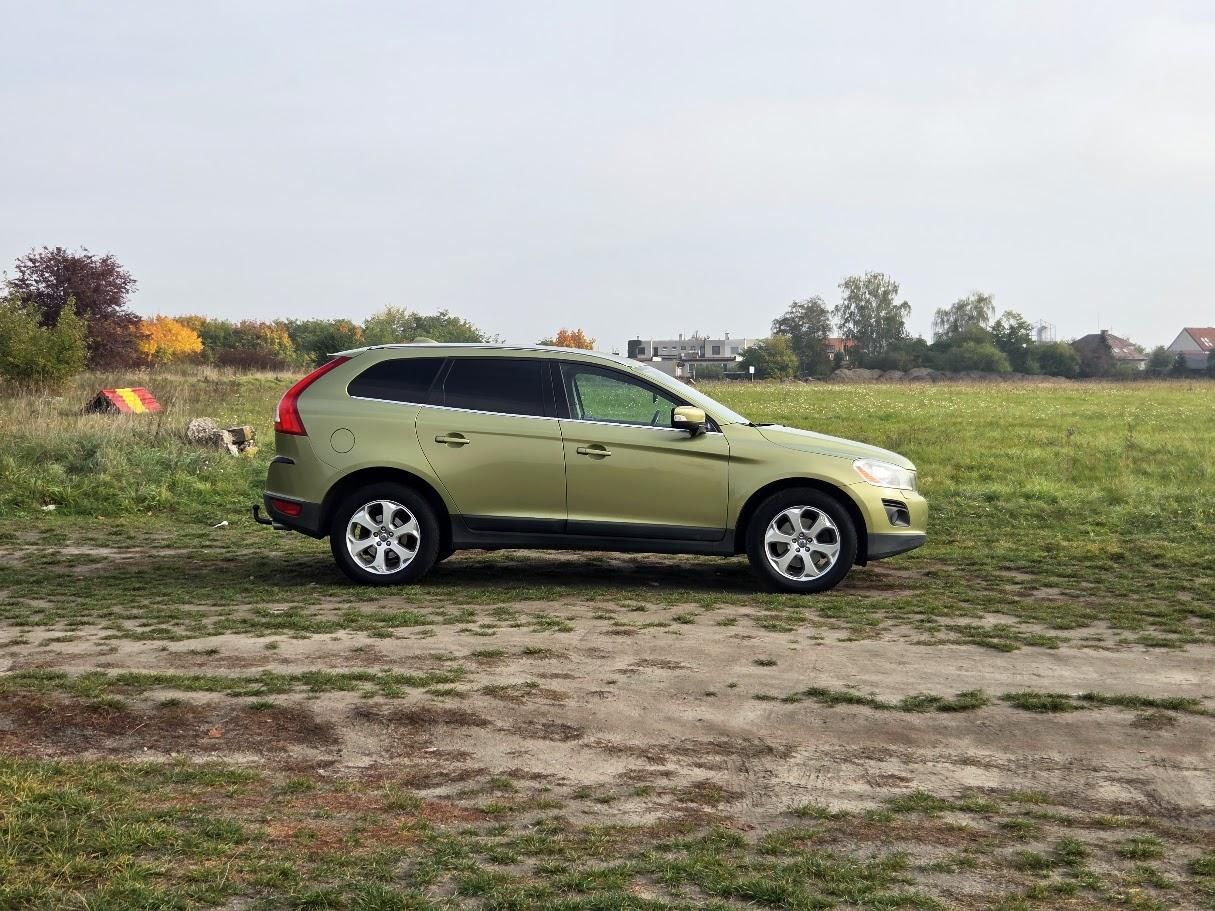 Volvo XC60, 2,4 D5-151KW-AWD- AUTOMAT - fotka 2