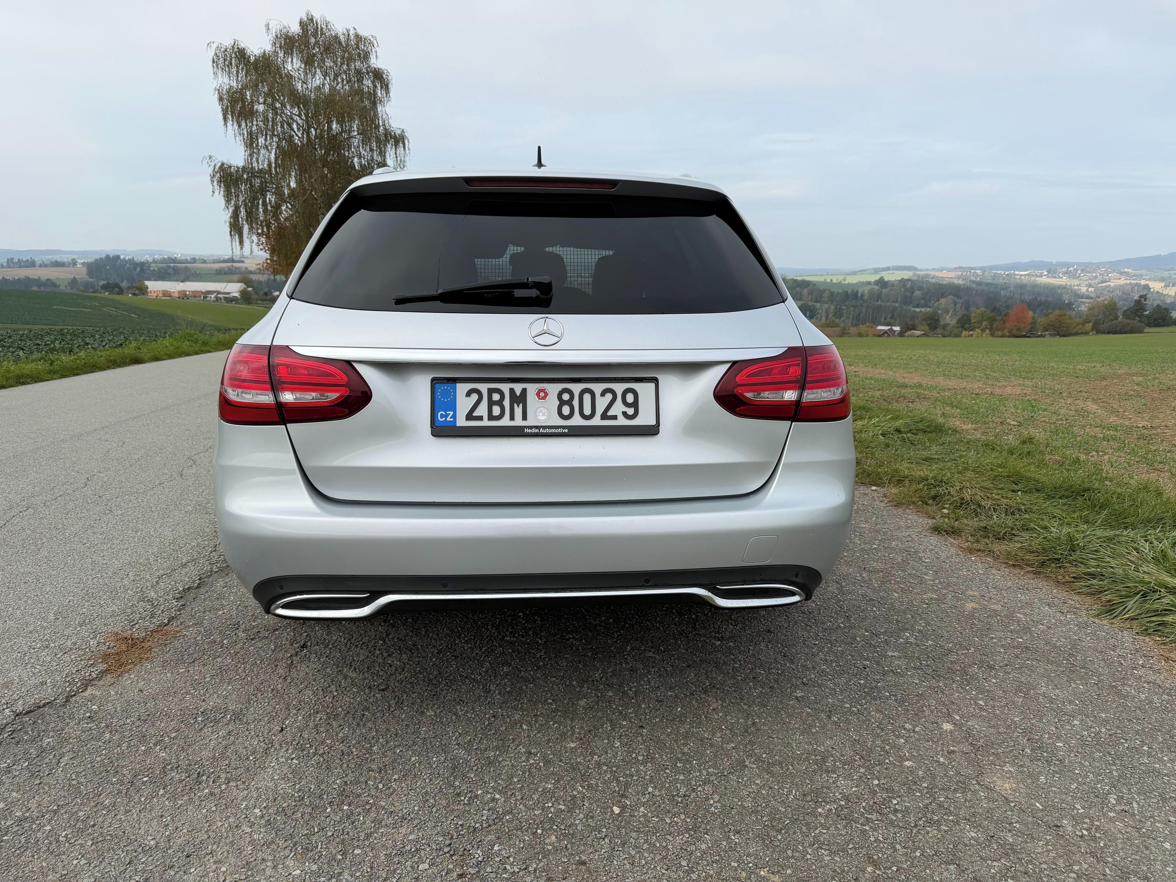 Mercedes-Benz Třídy C, C250D 4MATIC 150 KW - fotka 3