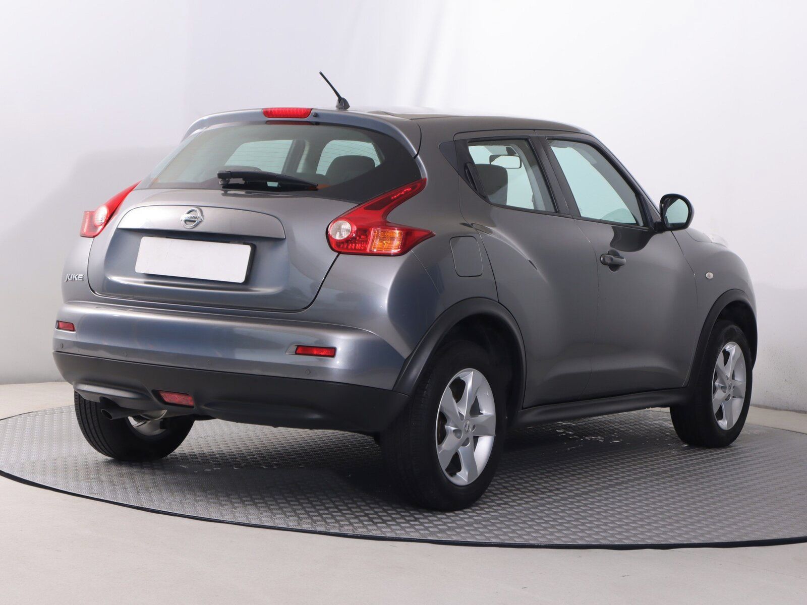 Nissan Juke, 1.6 i - fotka 5