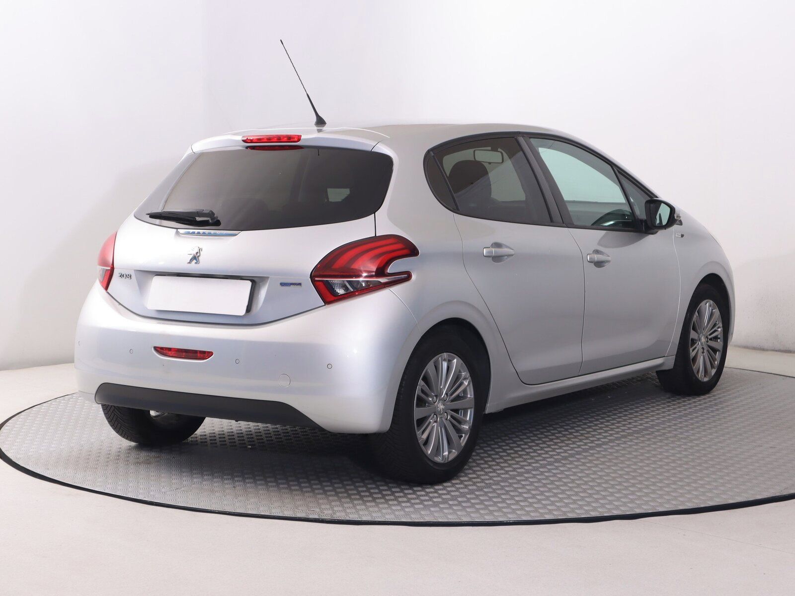 Peugeot 208, 1.2 PureTech, Serv.kniha - fotka 5