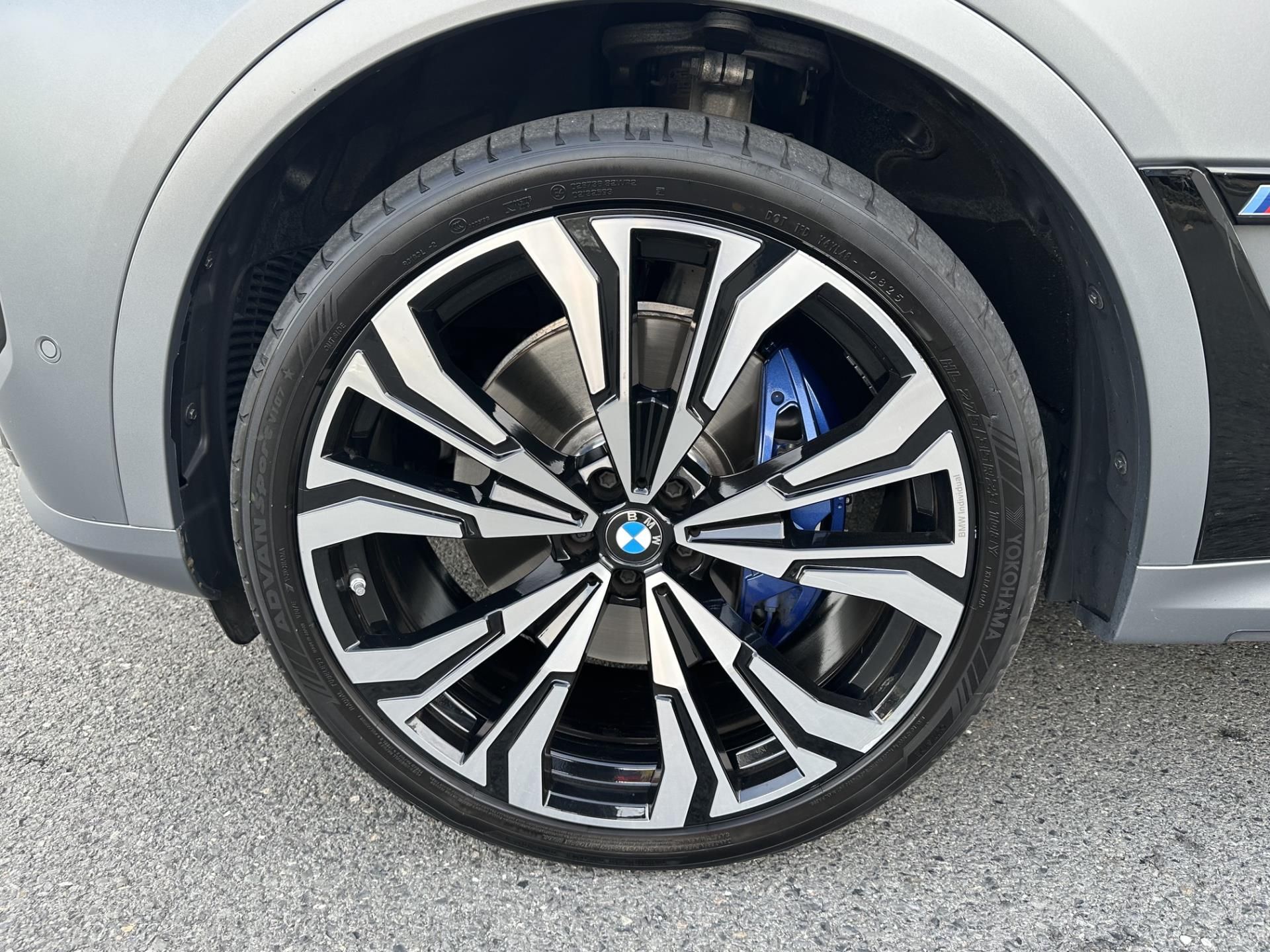 BMW X7, X7 M60i xDrive - fotka 4