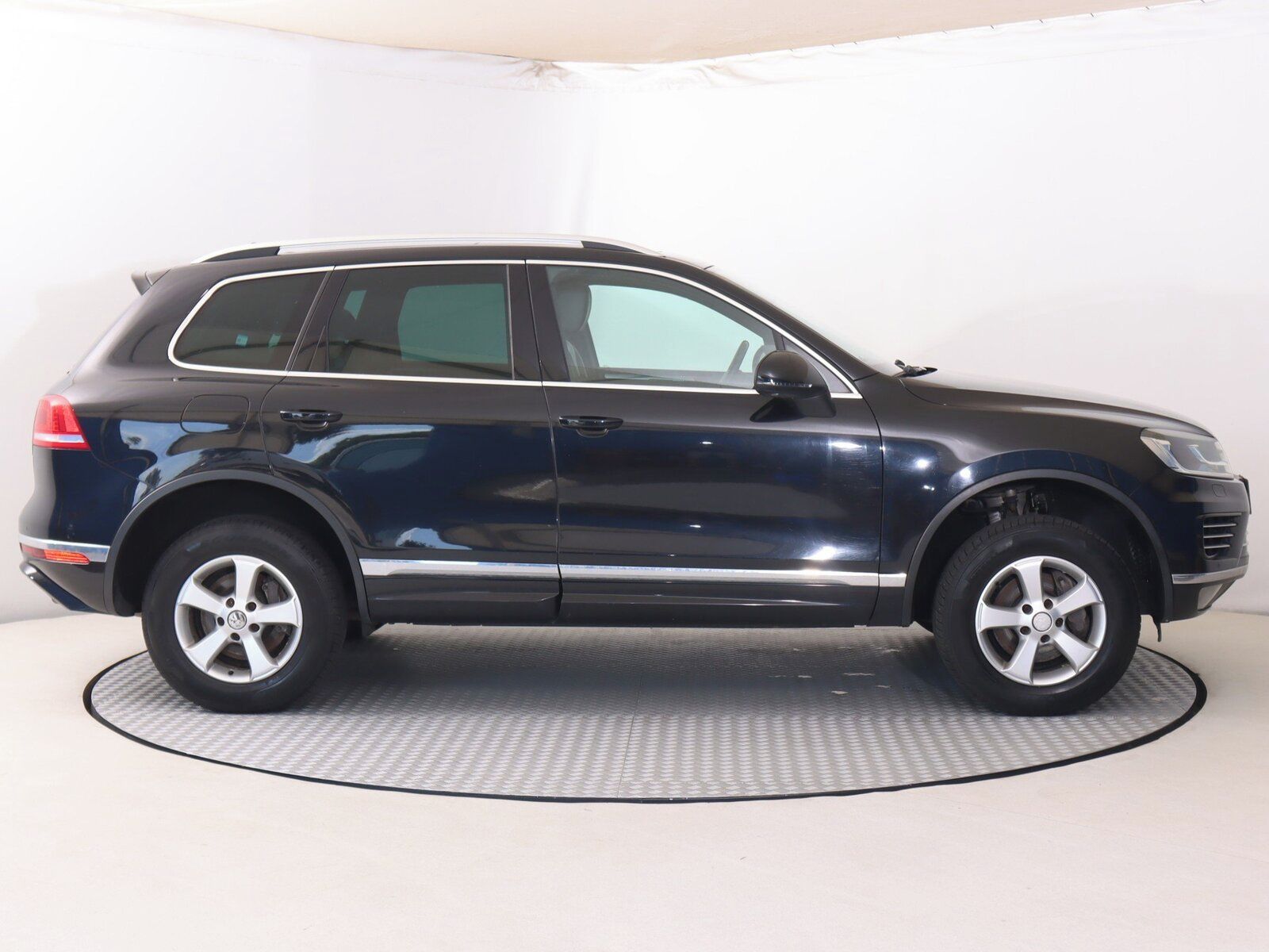 Volkswagen Touareg, 3.0 TDI, 4X4, Automat - fotka 6