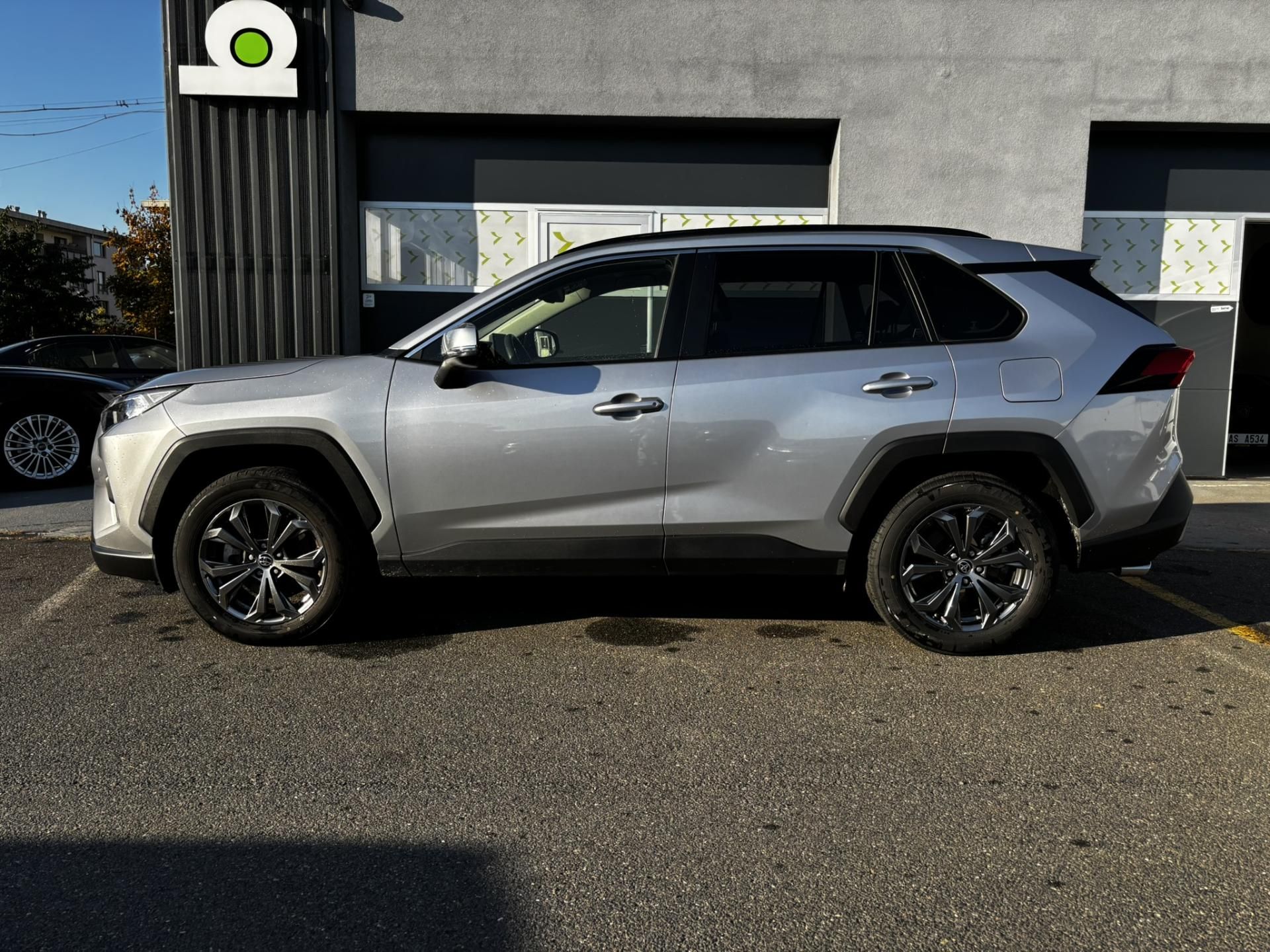 Toyota Rav4, Comfort 2.5 Hybrid (160 kW) - fotka 5