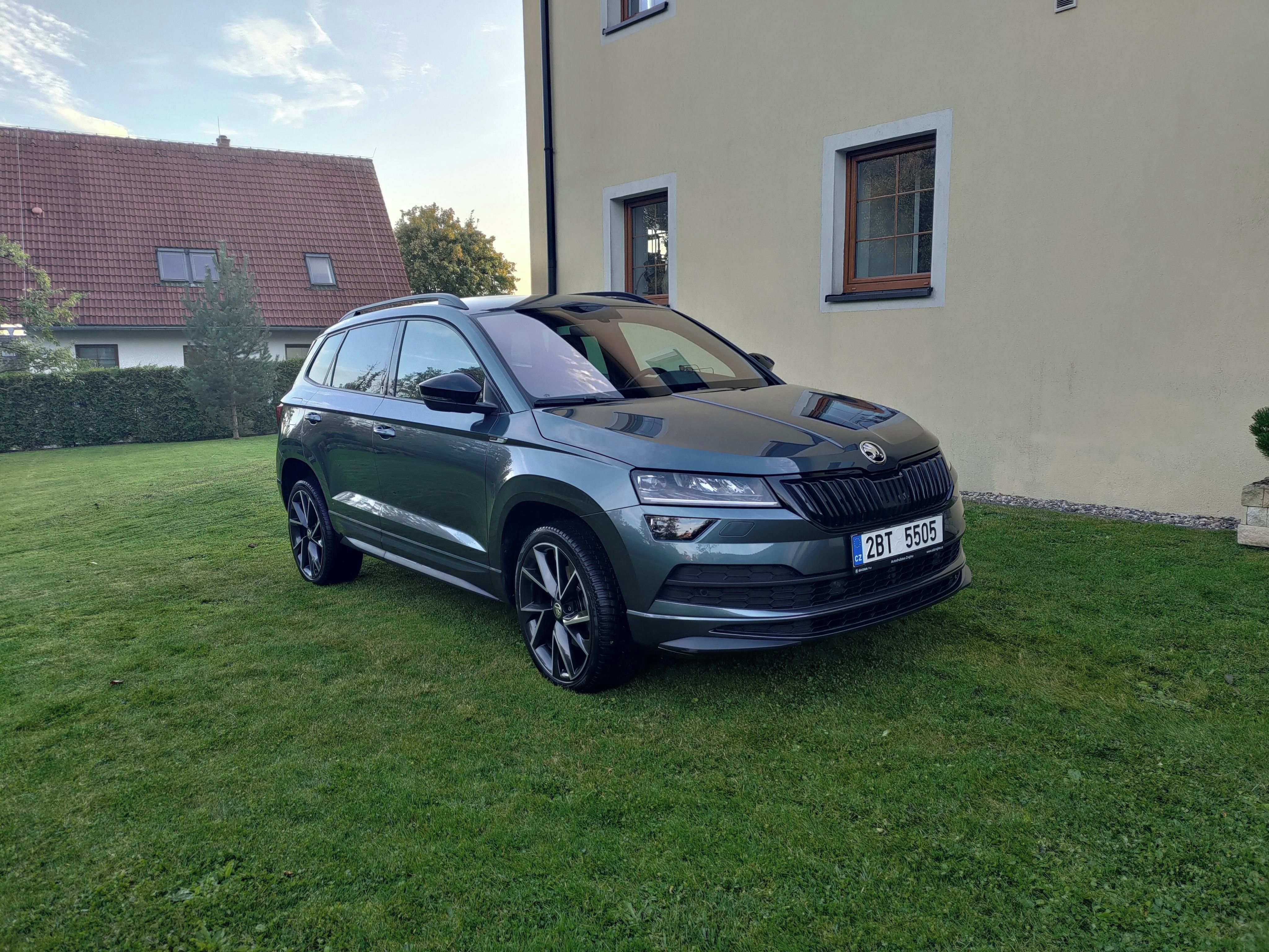 Škoda Karoq, Škoda Karoq Sportline 1.5 TSI - fotka 2