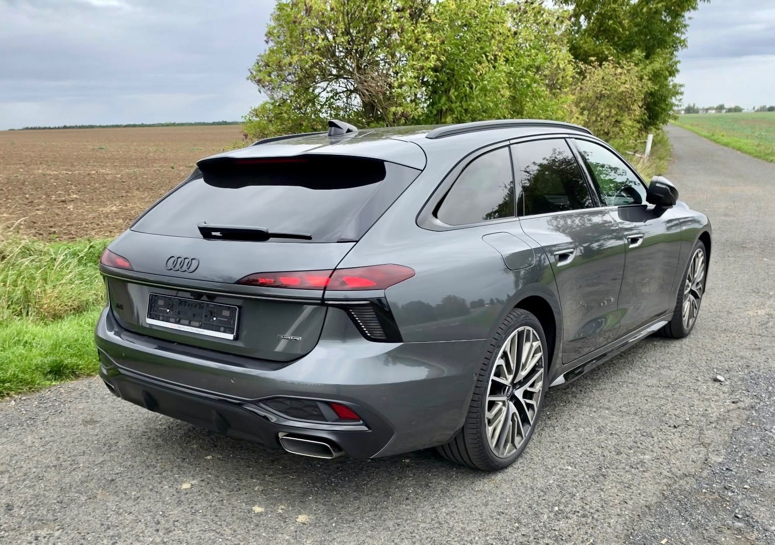 Audi A6 Avant, 55 TFSI V6 „EDITION ONE“ • TOP - fotka 3