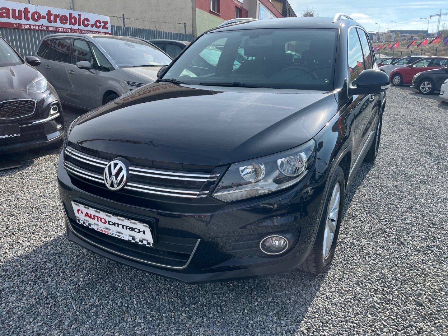 Volkswagen Tiguan, 1.4 TSi SPORT LOUNGE - fotka 2