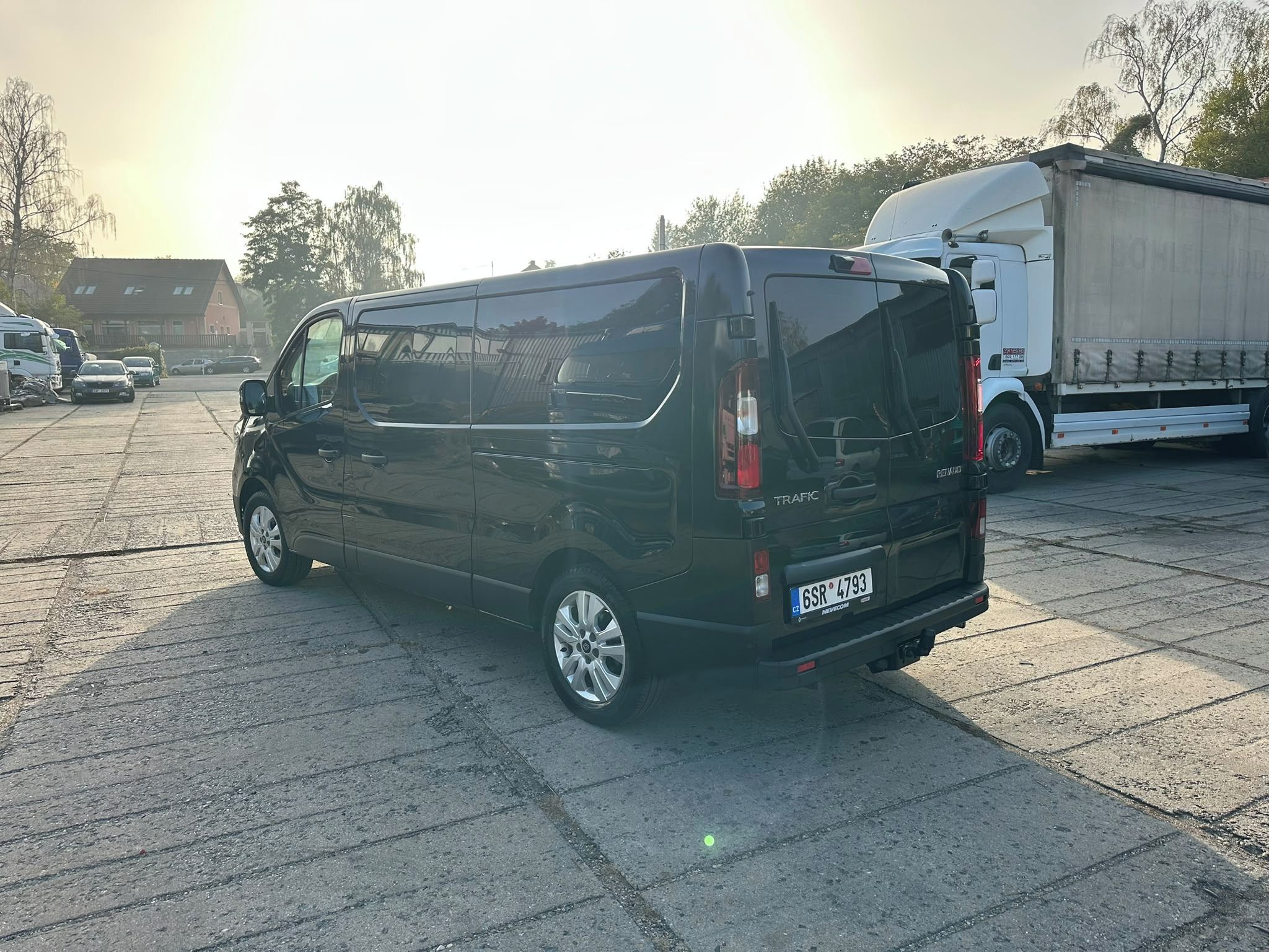 Renault Trafic, 2,0  125KW automat - fotka 3