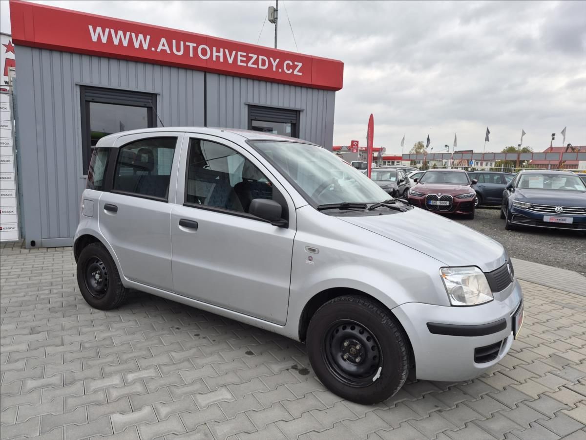 Fiat Panda, 1,1 ACTIVE ČR 1.MAJITELKA S.KN