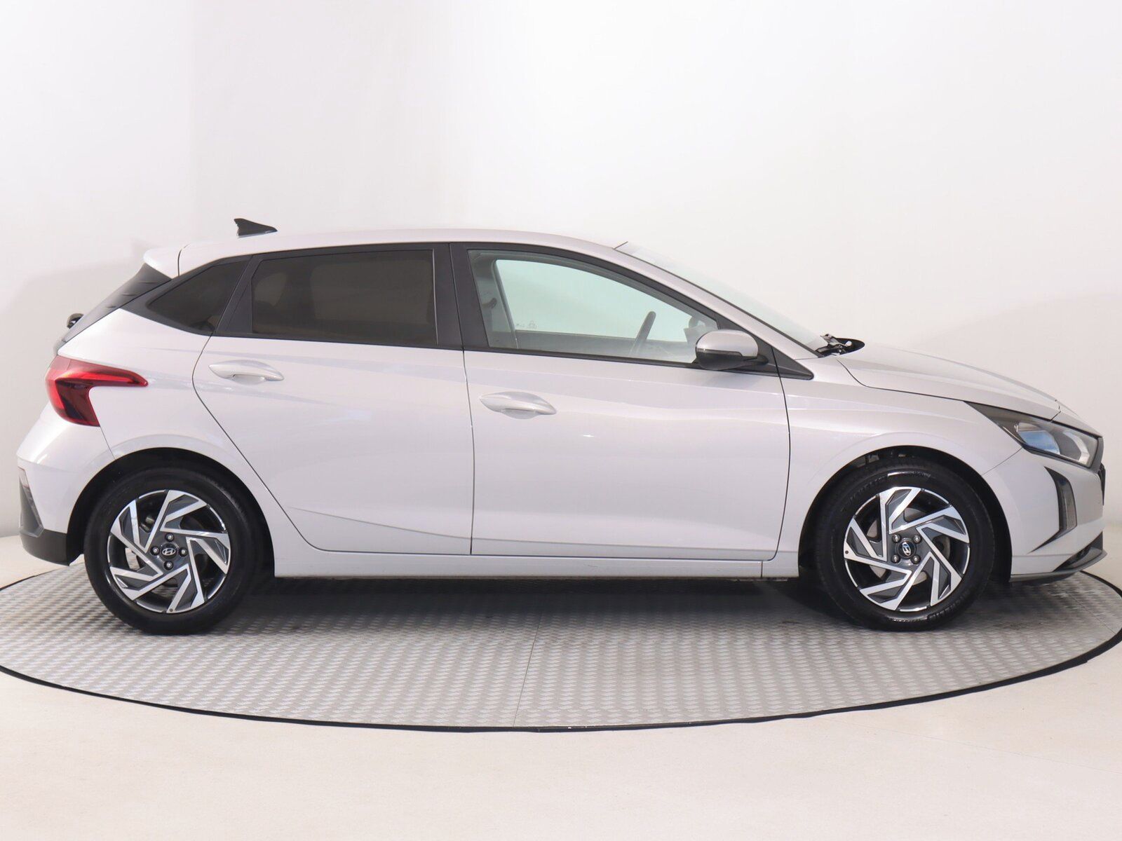 Hyundai i20, 1.0 T-GDI, Automat, Serv.kniha - fotka 6