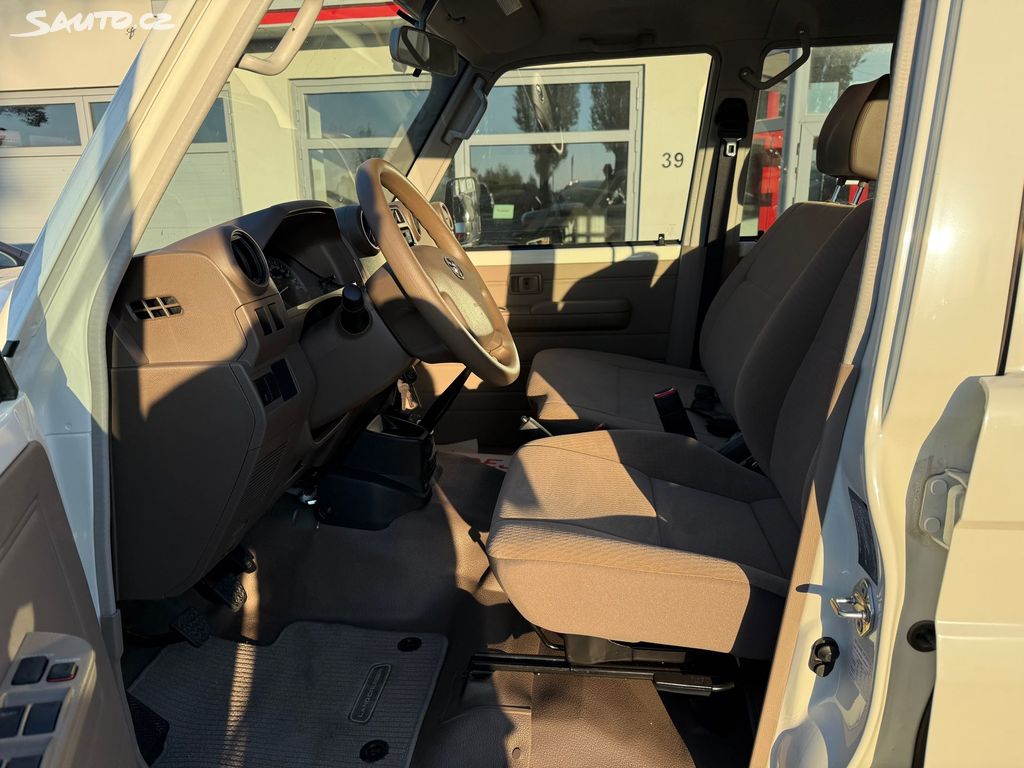 Toyota Land Cruiser, fotka 8