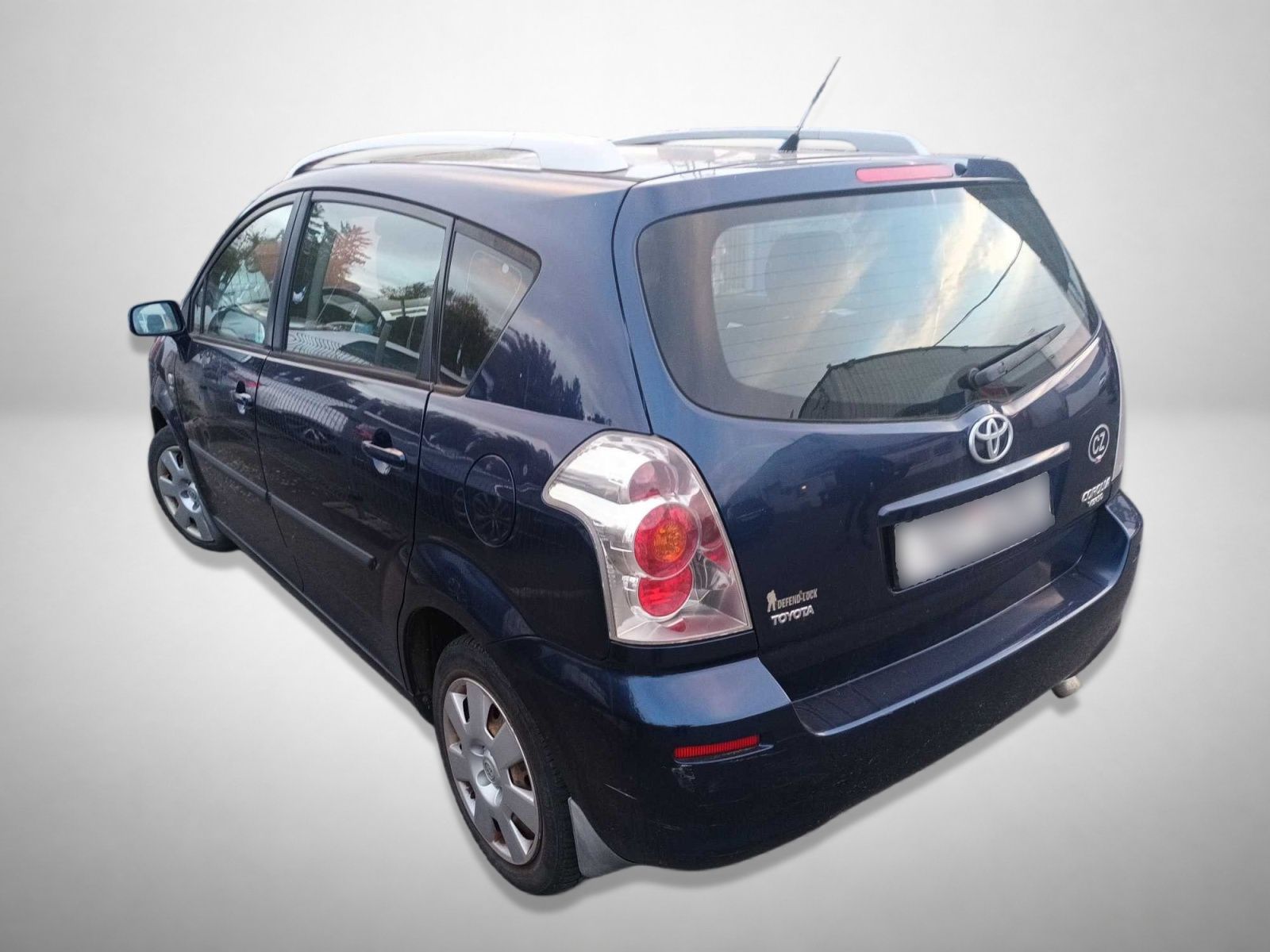 Toyota Corolla Verso, 1.8, po STK, Automatická klima - fotka 2