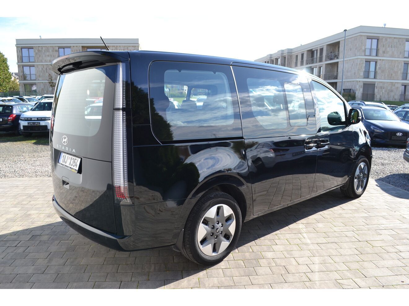 Hyundai Staria, 1.6T-GDI HEV 225 PREMIUM EXECU - fotka 5