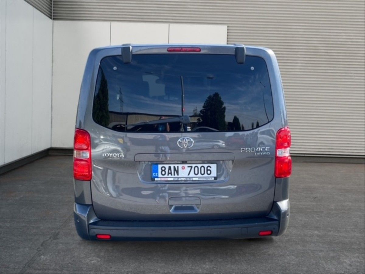 Toyota Proace Verso, 2,0 D-4D 180k L2 VIP - fotka 5
