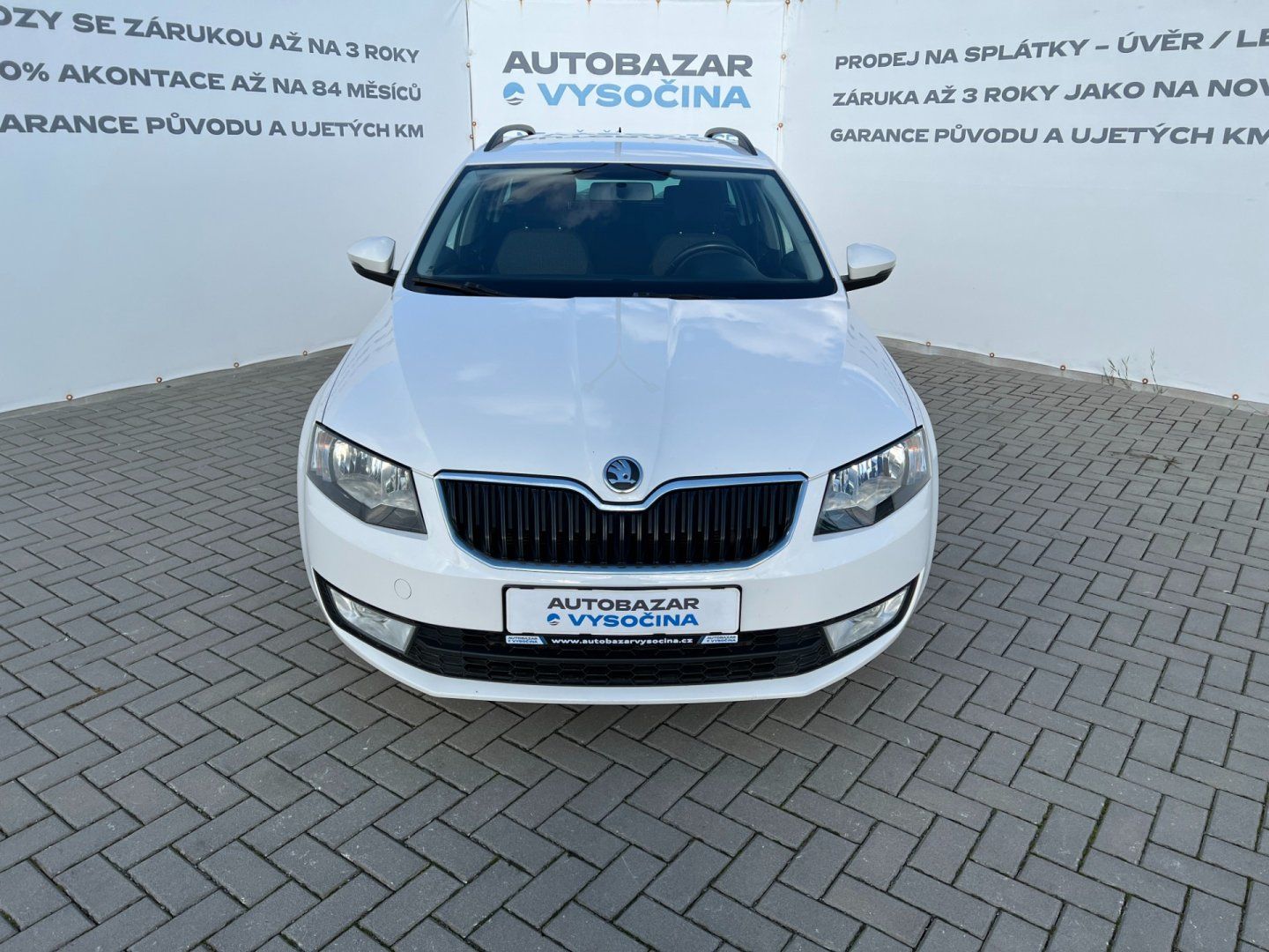 Škoda Octavia, 1.6TDi 77kW 4x4! 2xkola! tažné - fotka 2