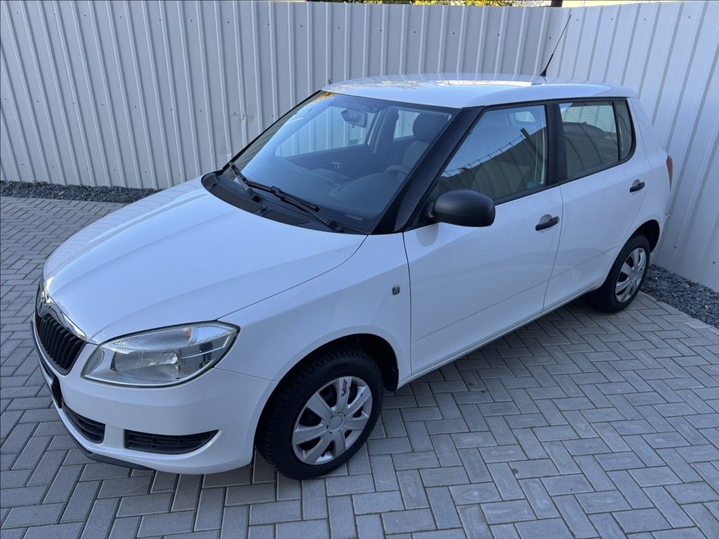Škoda Fabia, 1,4 i 16V 63kW DPH 1.maj ČR - fotka 5