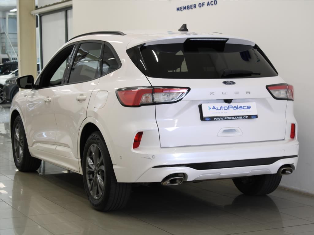 Ford Kuga, 1,5 EB 110kW ST-lien X 1.maj. - fotka 3