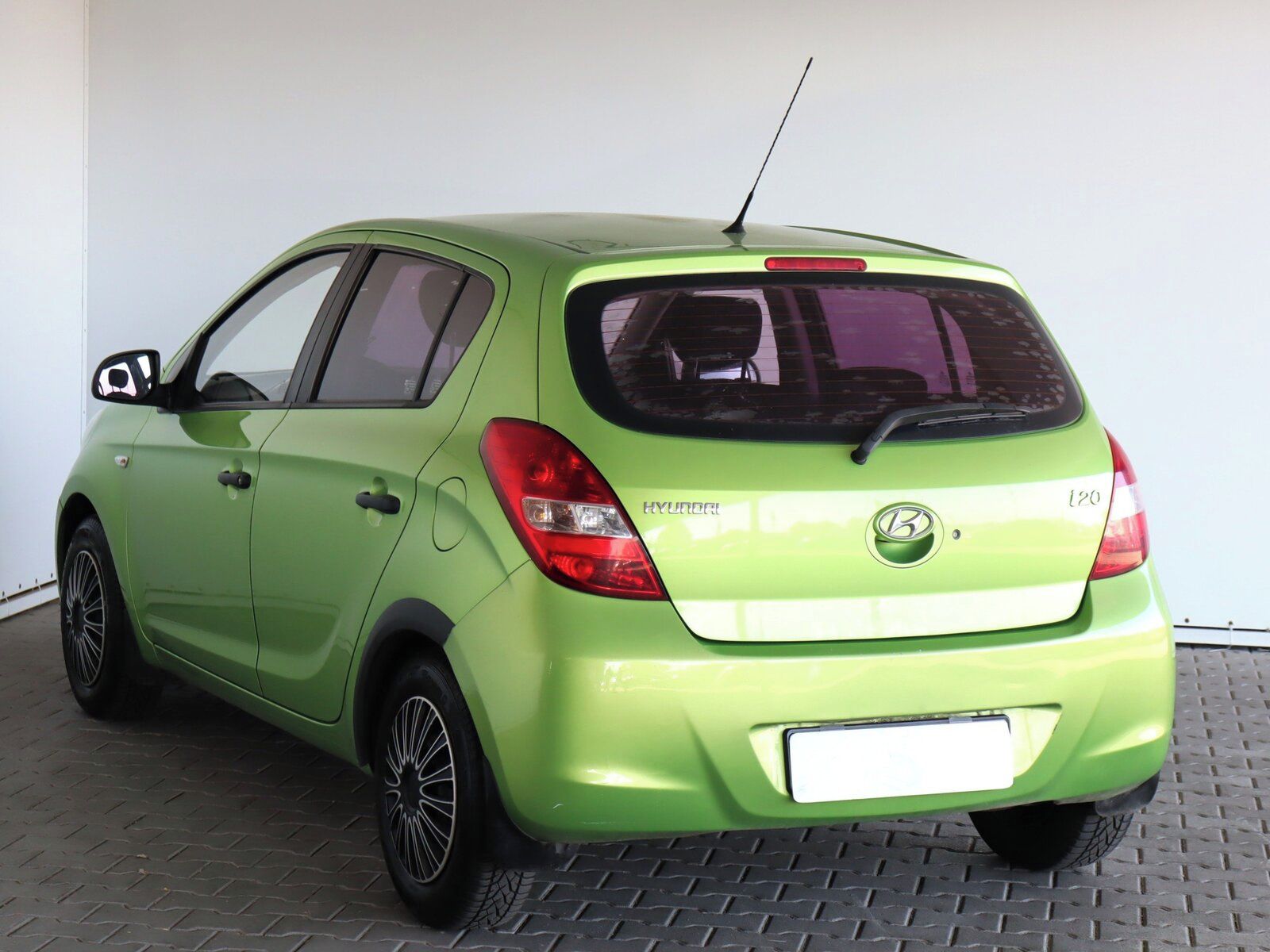 Hyundai i20, 1.2, jezdí výborně - fotka 4