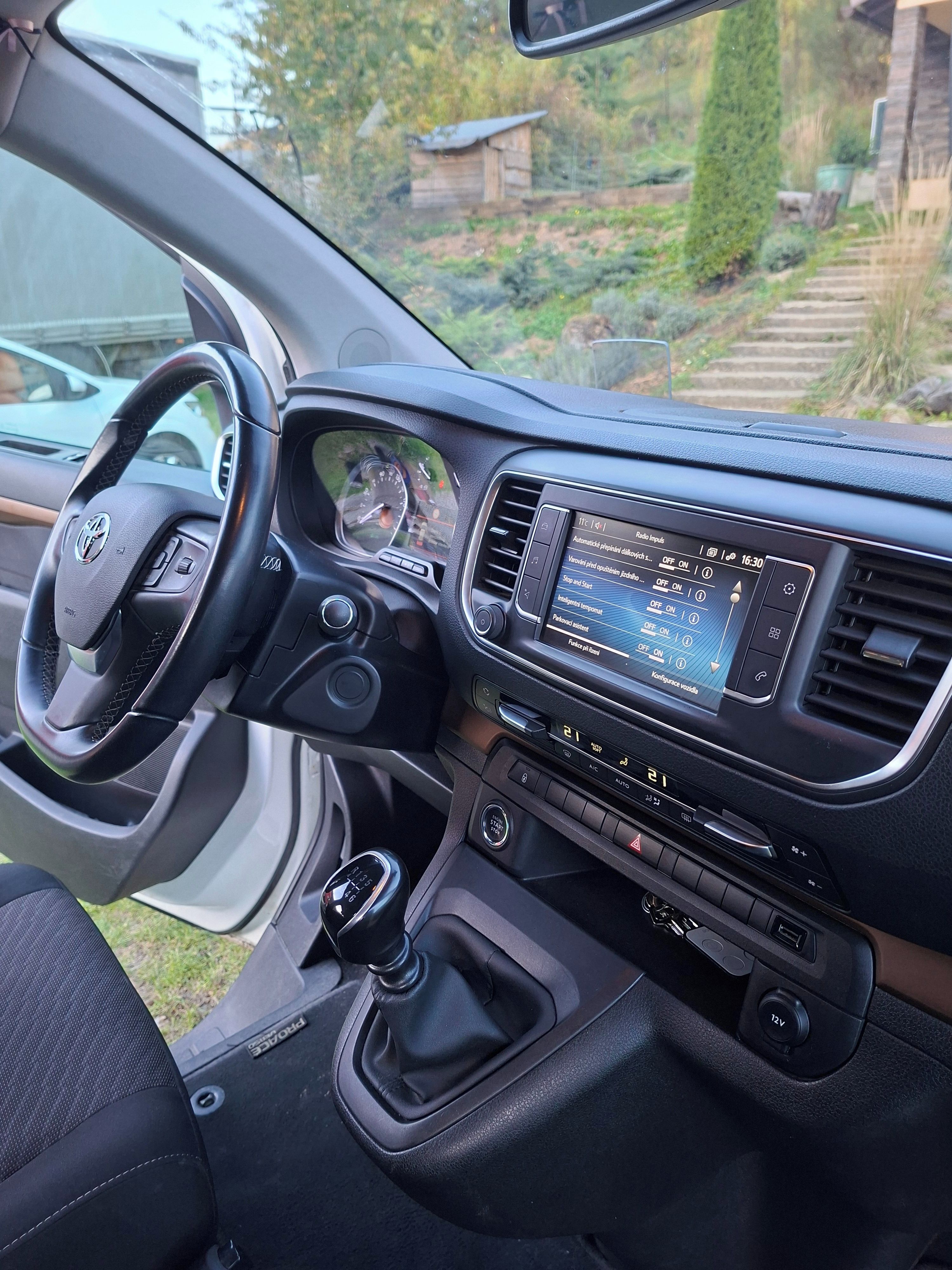 Toyota Proace, Toyota Proace Verso 2.0 D - fotka 6