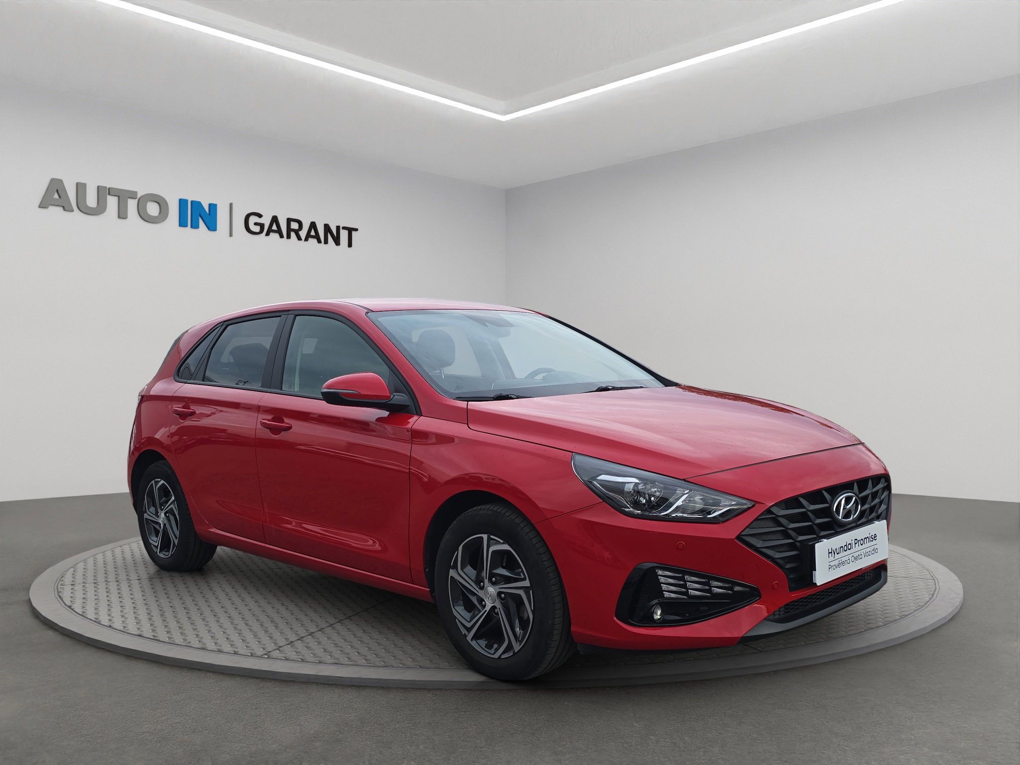 Hyundai i30, Family 1.5i 81kW, Serv.kniha - fotka 3