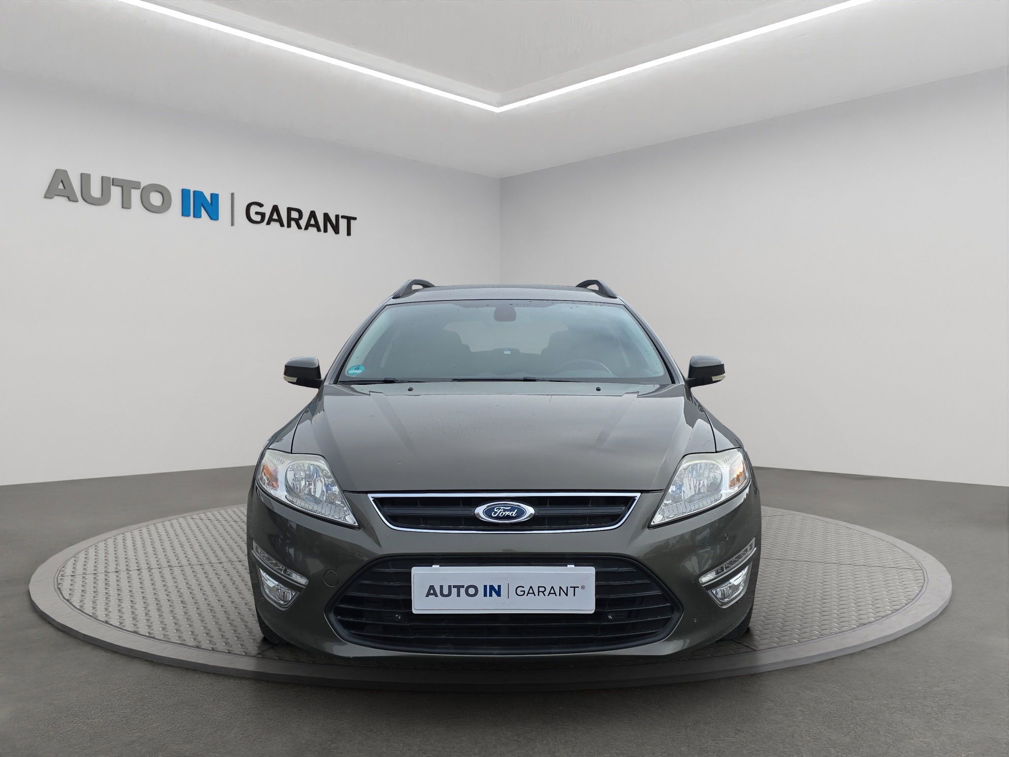 Ford Mondeo, 1.6 EcoBoost 118kW, Serv. - fotka 2