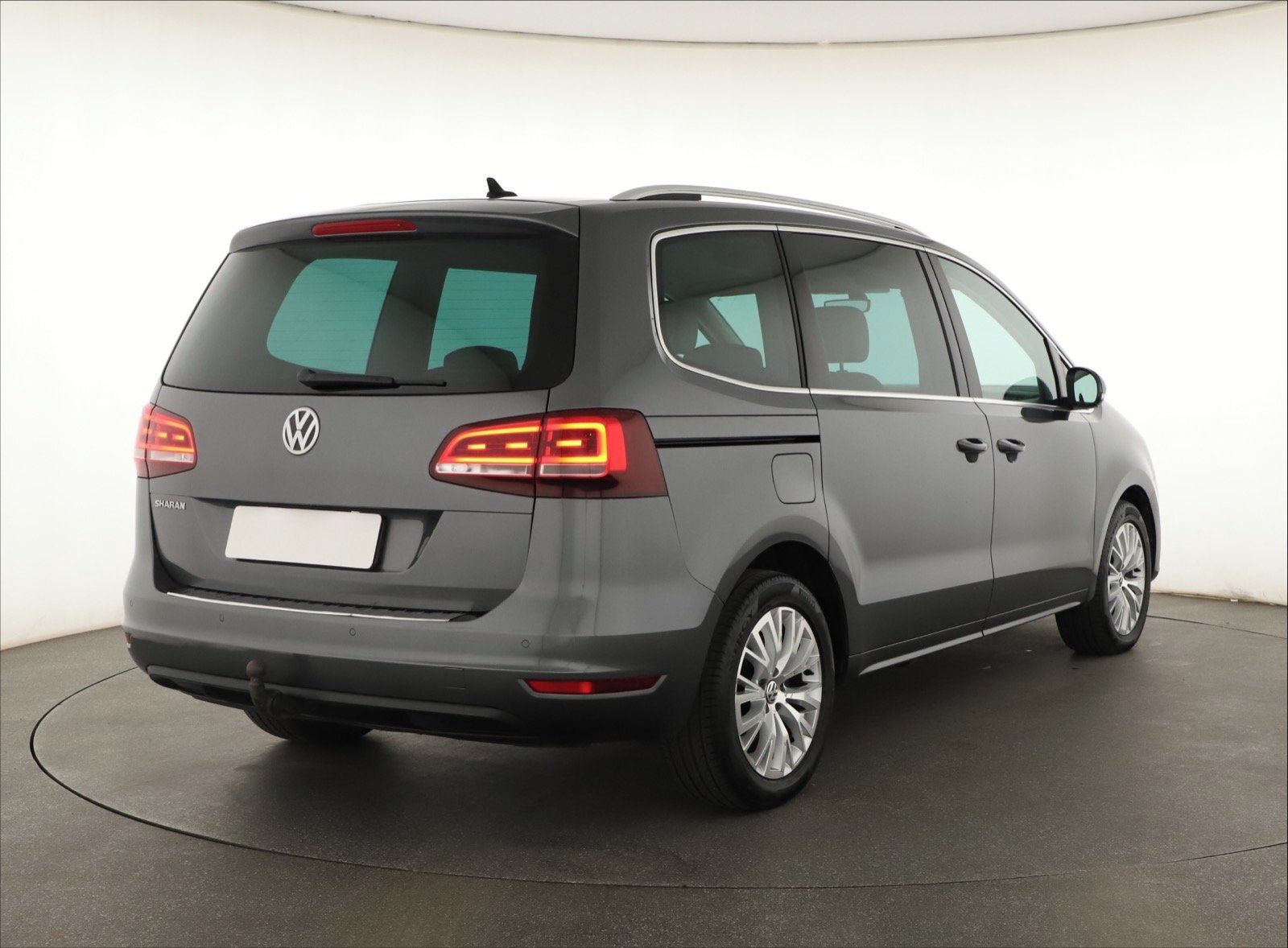 Volkswagen Sharan, 2.0 TDI BMT, Automat, Kůže - fotka 5