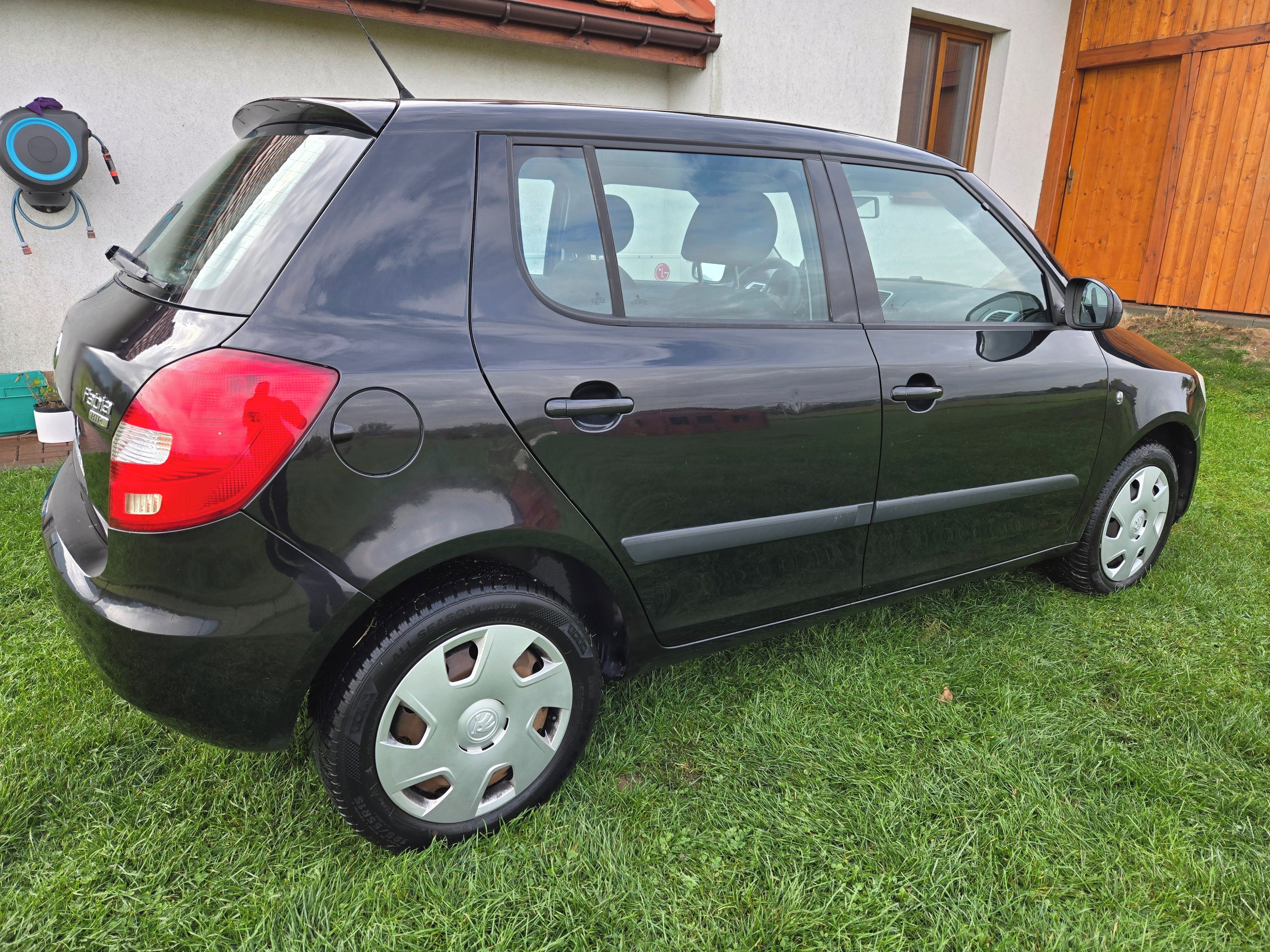 Škoda Fabia, 1.2 51kW, 106tkm, nová STK - fotka 3