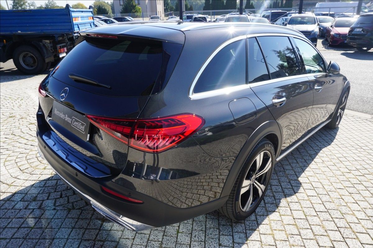 Mercedes-Benz Třídy C, 1,5 C 200 4M All-Terrain 1.maj - fotka 6