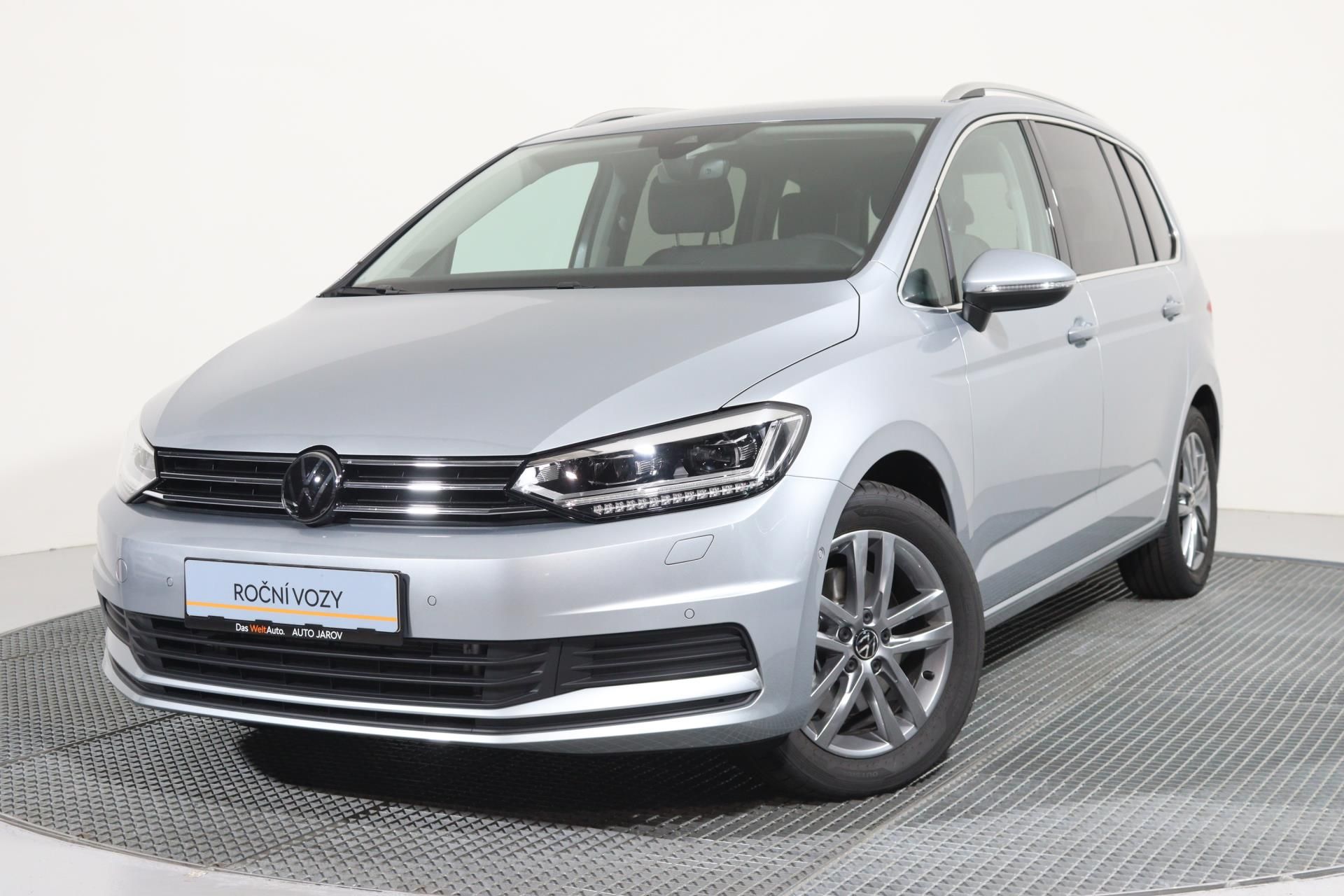 Volkswagen Touran, People 2,0 TDI DSG/ TAŽNÉ Z.,A