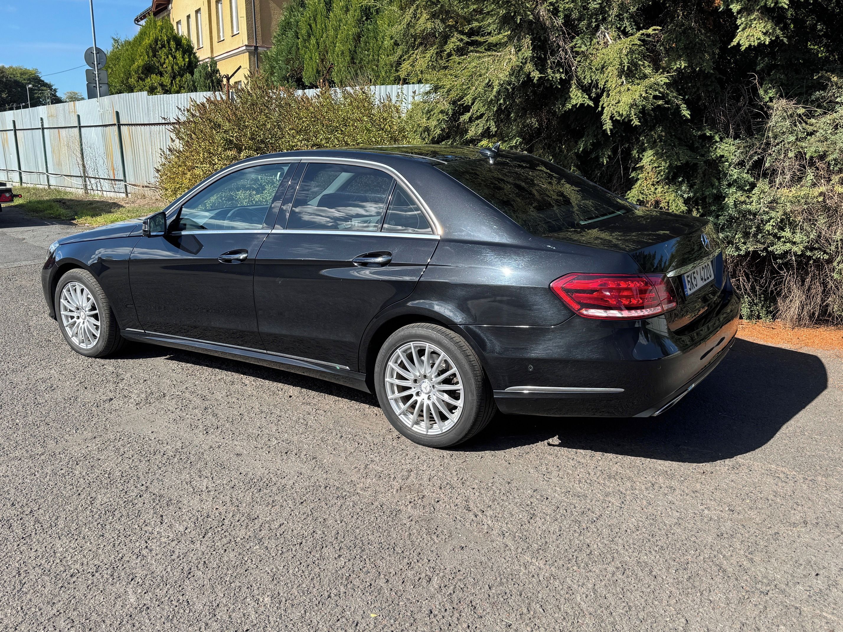 Mercedes-Benz Třídy E - fotka 6