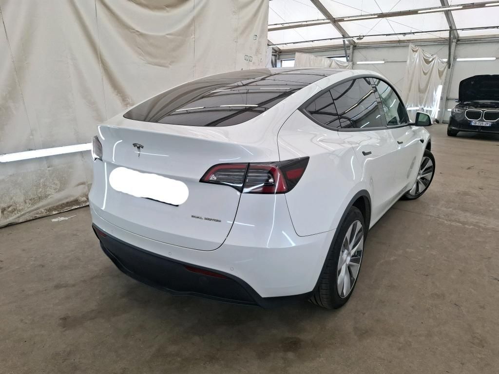 Tesla Model Y, AWD Long Range    PŘIPRAVUJEME - fotka 4