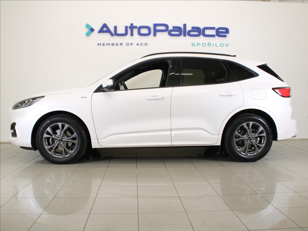 Ford Kuga, 1,5 EB 110kW ST-lien X 1.maj. - fotka 5