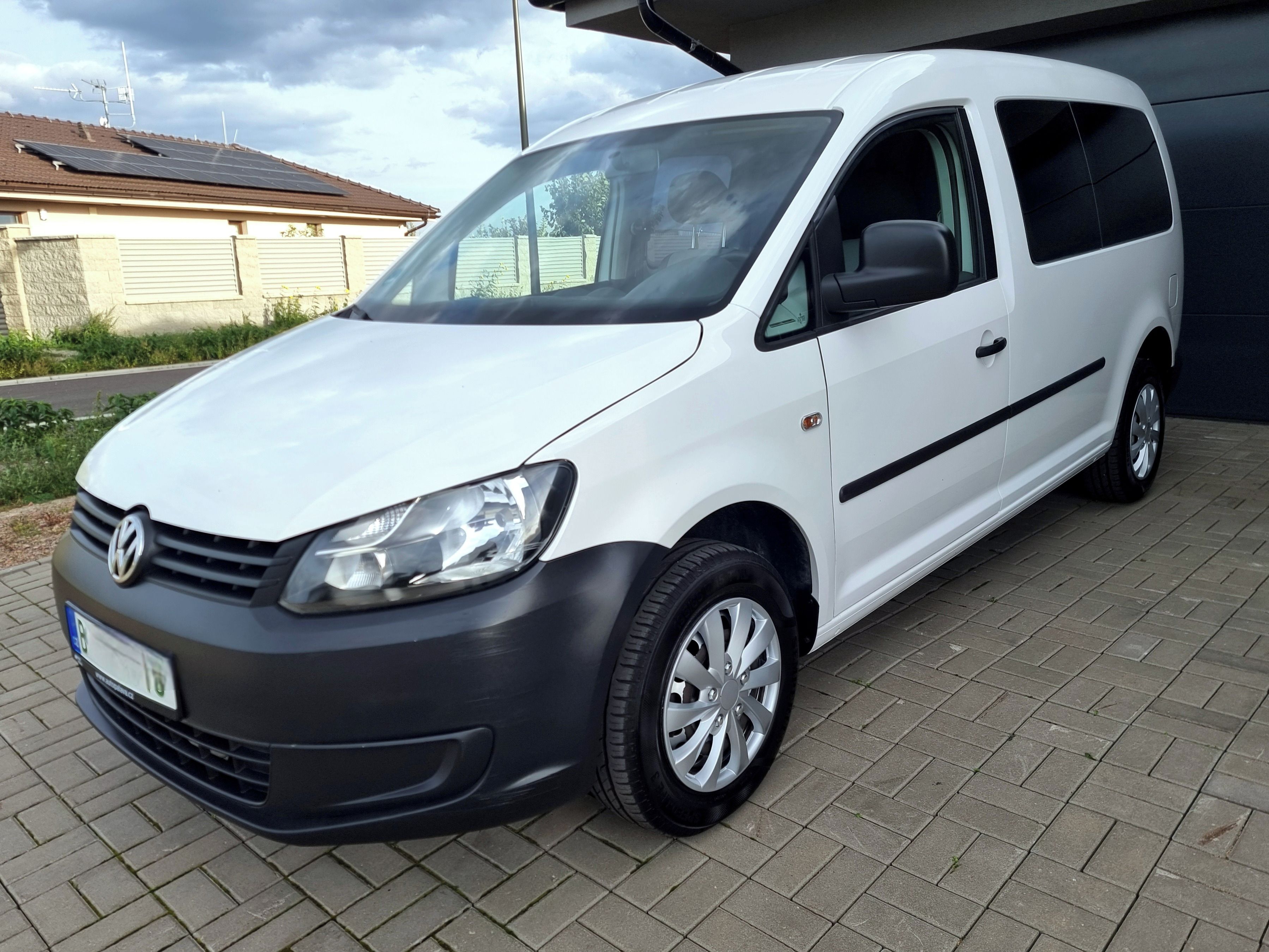 Volkswagen Caddy, MAXI | NÁJEZD 208TIS | Pěkná