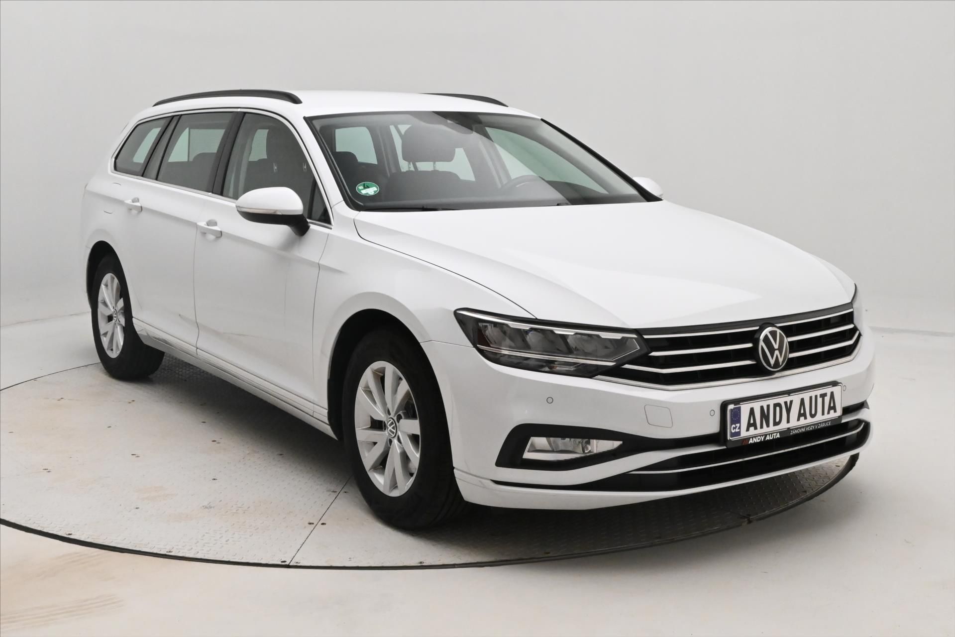 Volkswagen Passat, 2,0 TDI 110 kW DSG Business Zá - fotka 3