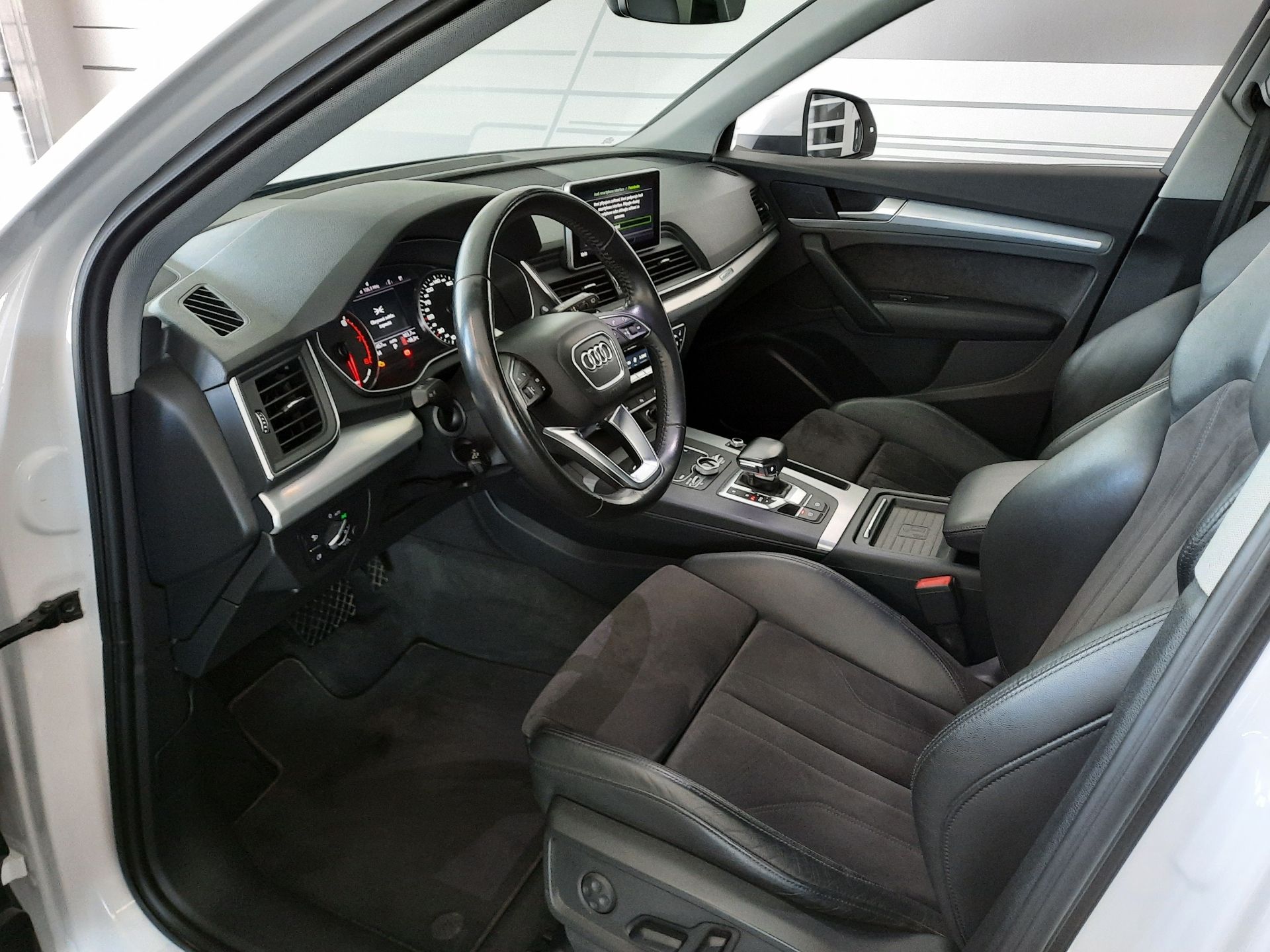 Audi Q5, 45 TFSI quattro (185kW/252k) S - fotka 6