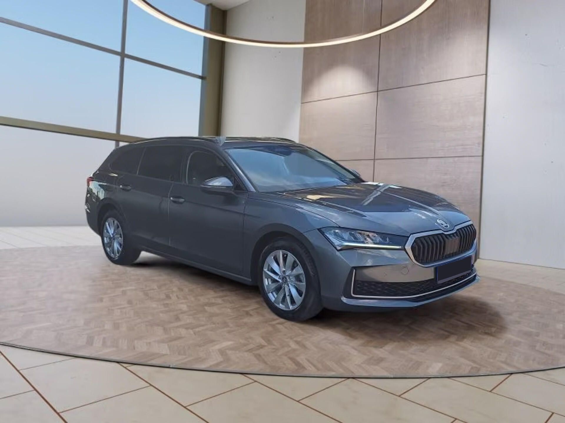 Škoda Superb, TDI DCC Kamera ACC - fotka 3