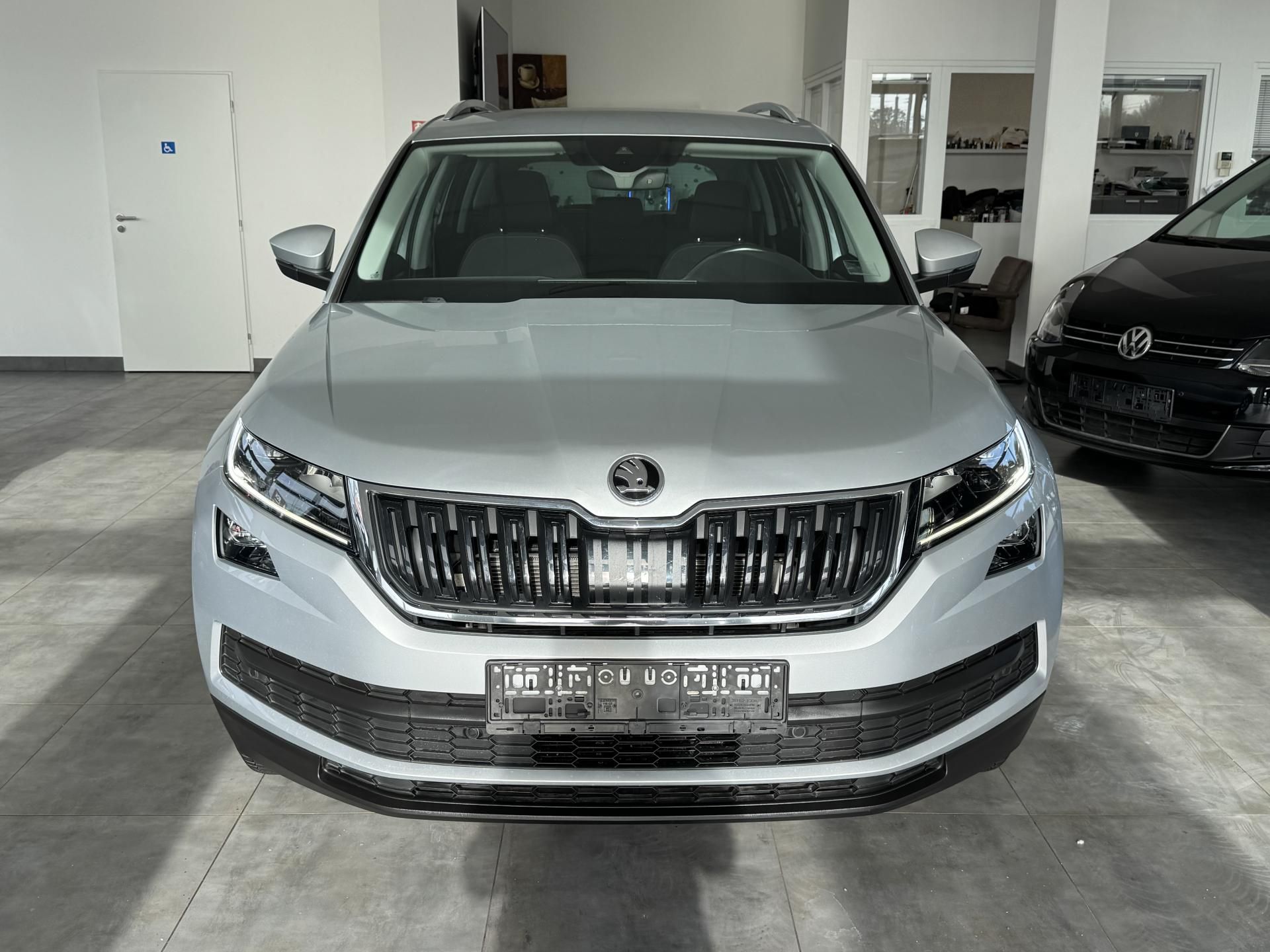 Škoda Kodiaq, 1,4TSi 4X4 TAŽNÉ LED NAVIGACE - fotka 2