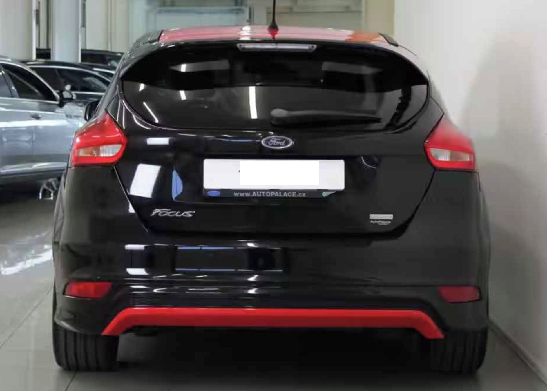Ford Focus, Red & Black limited edition - fotka 5
