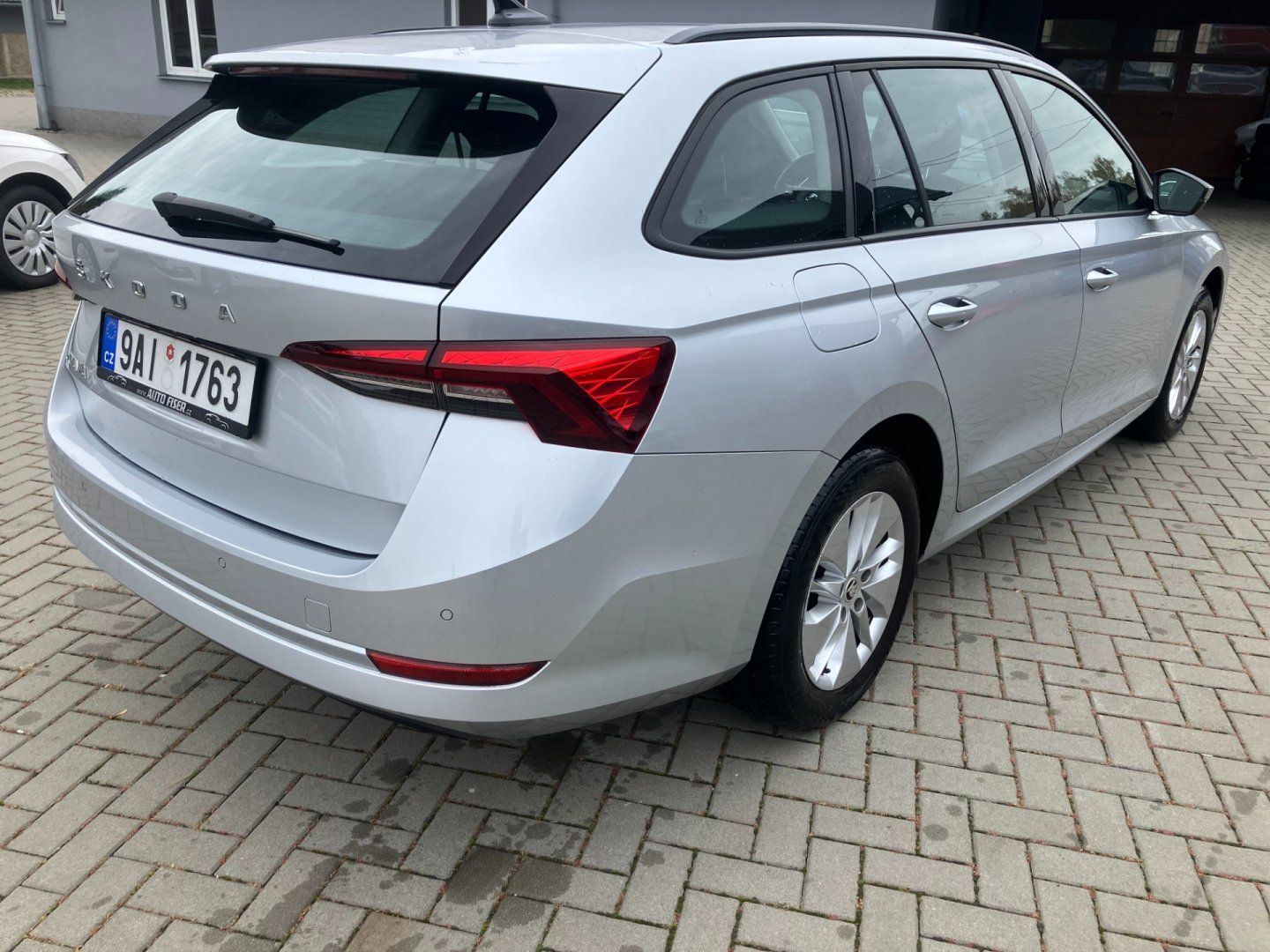 Škoda Octavia, 2.0TDI AMBITION PLUS 67TKM ČR - fotka 5