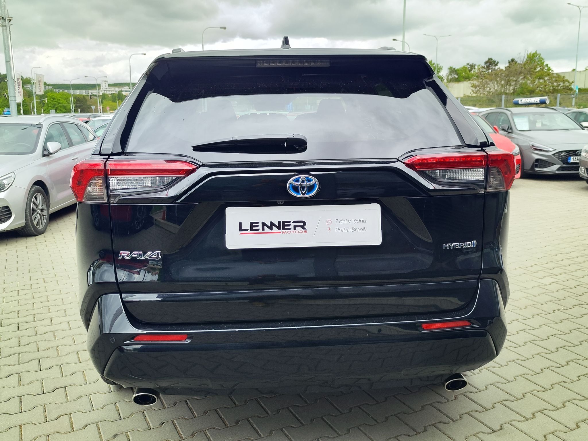 Toyota Rav4, 2.5 HEV/163kW Black Edition AT - fotka 6
