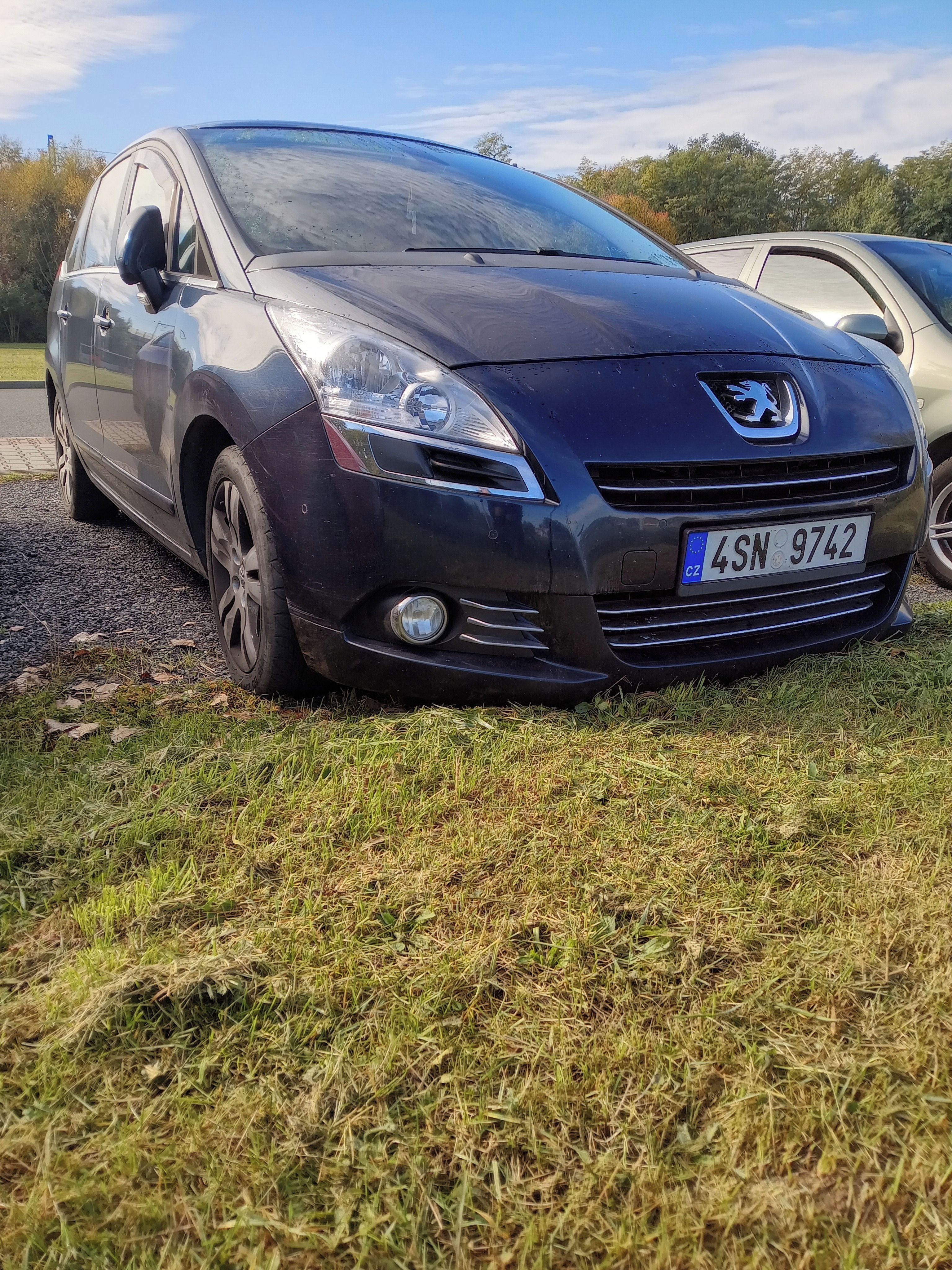 Peugeot 5008, Peugeot 5008 1.6THP