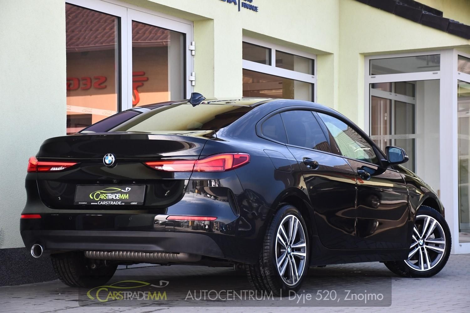 BMW Řada 2, 218i ČR 1.MAJ PANO - fotka 5