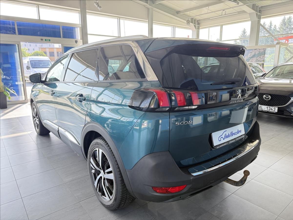 Peugeot 5008, 1,5   7.MÍST,ČR,SERVISKA,ZÁRUK - fotka 4