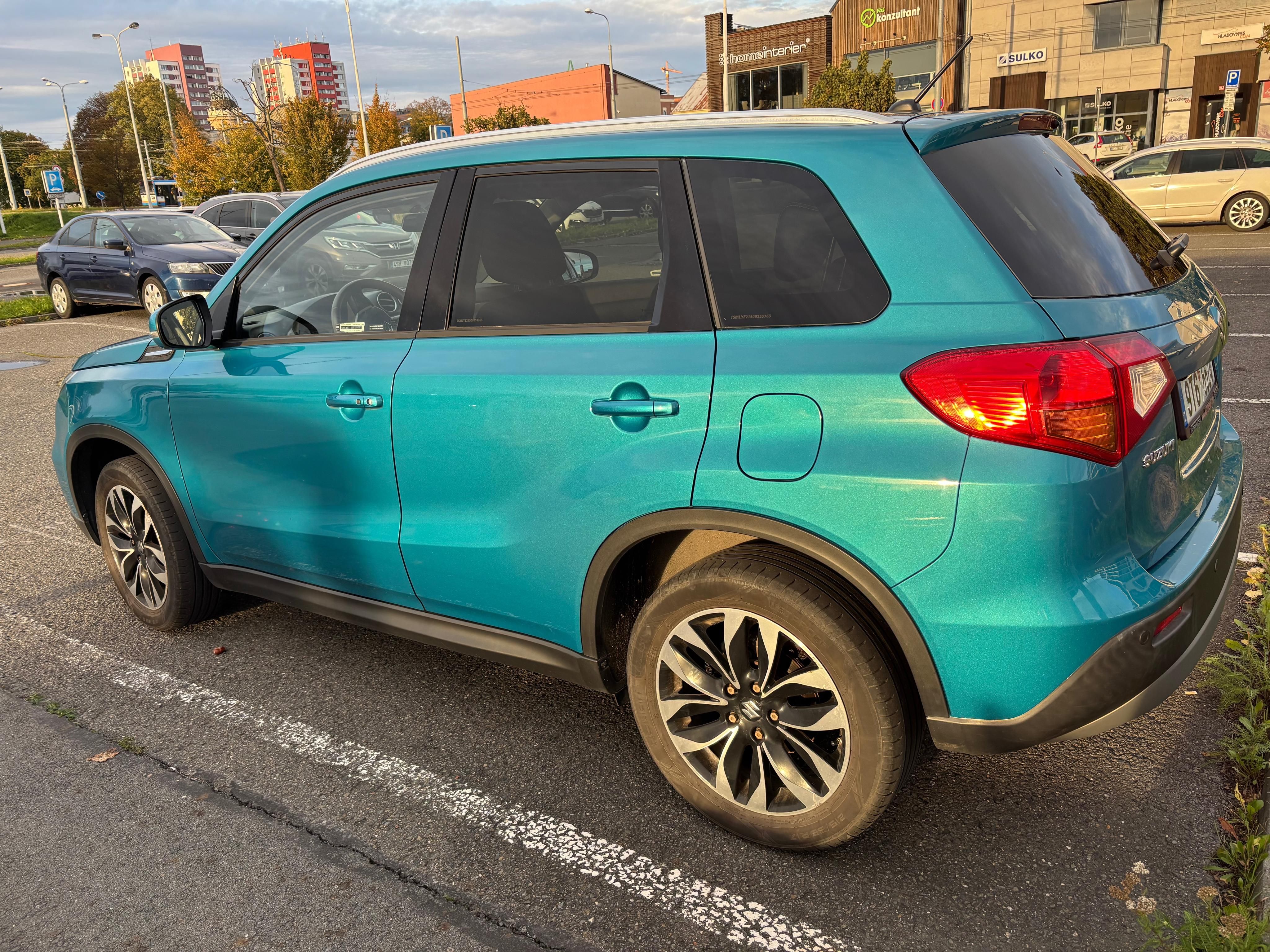 Suzuki Vitara, 4x4, 1,6 benzin, Elegance - fotka 2