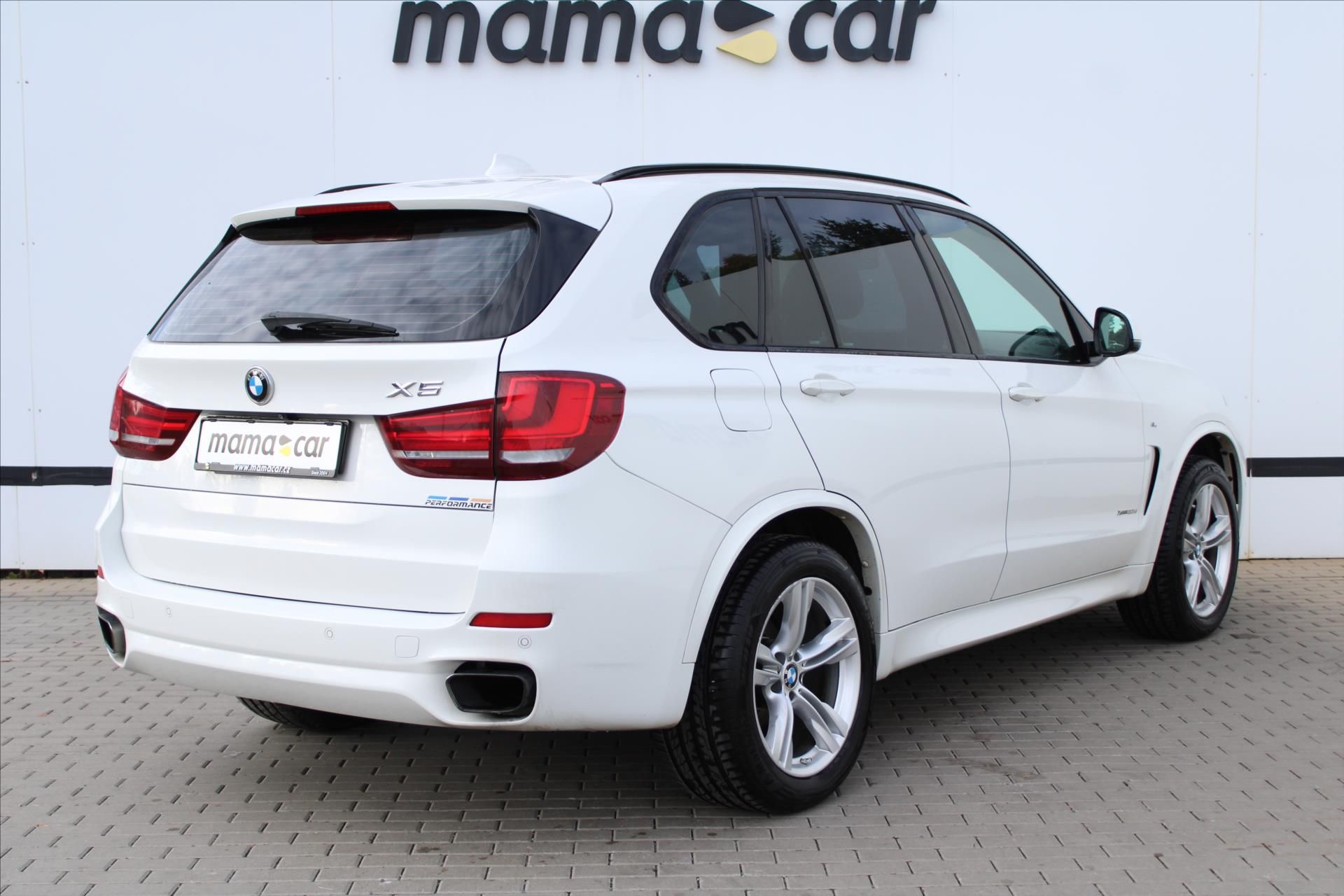BMW X5, 30d 190kW M PAKET ČR - fotka 3