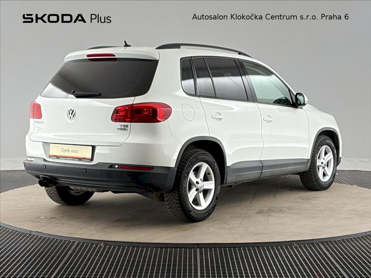 Volkswagen Tiguan, TSI90 kW Trendline - fotka 2